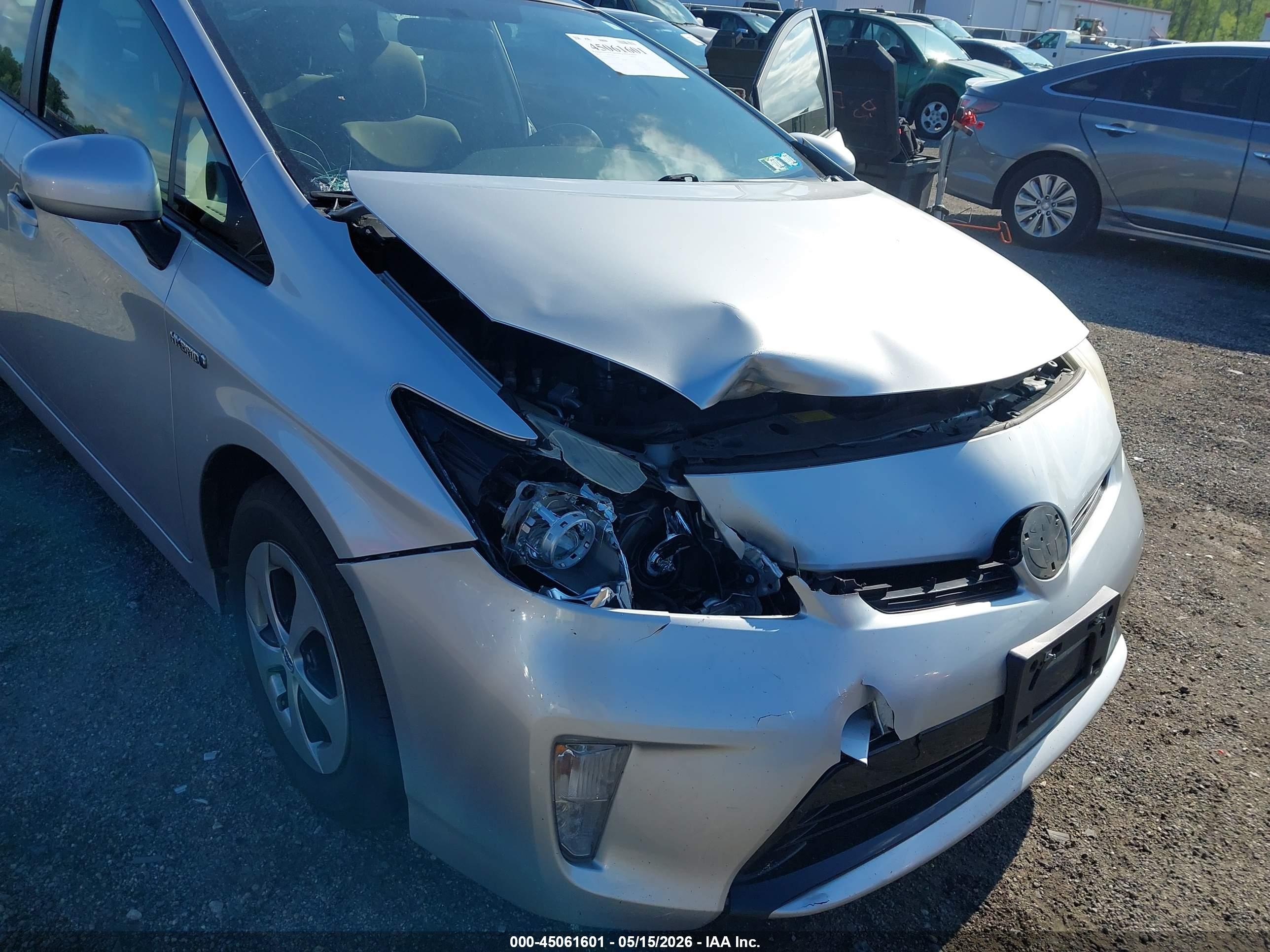 2013 Toyota Prius Silver vin: JTDKN3DU6D1712814