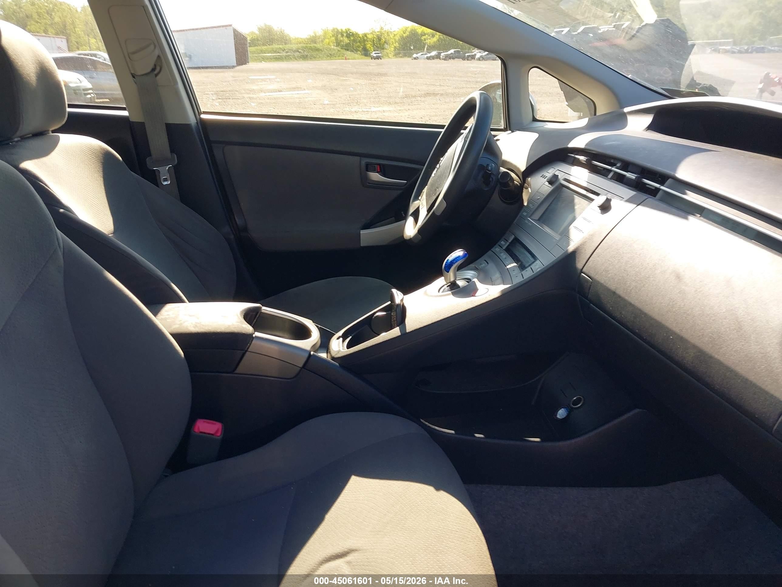 2013 Toyota Prius Silver vin: JTDKN3DU6D1712814