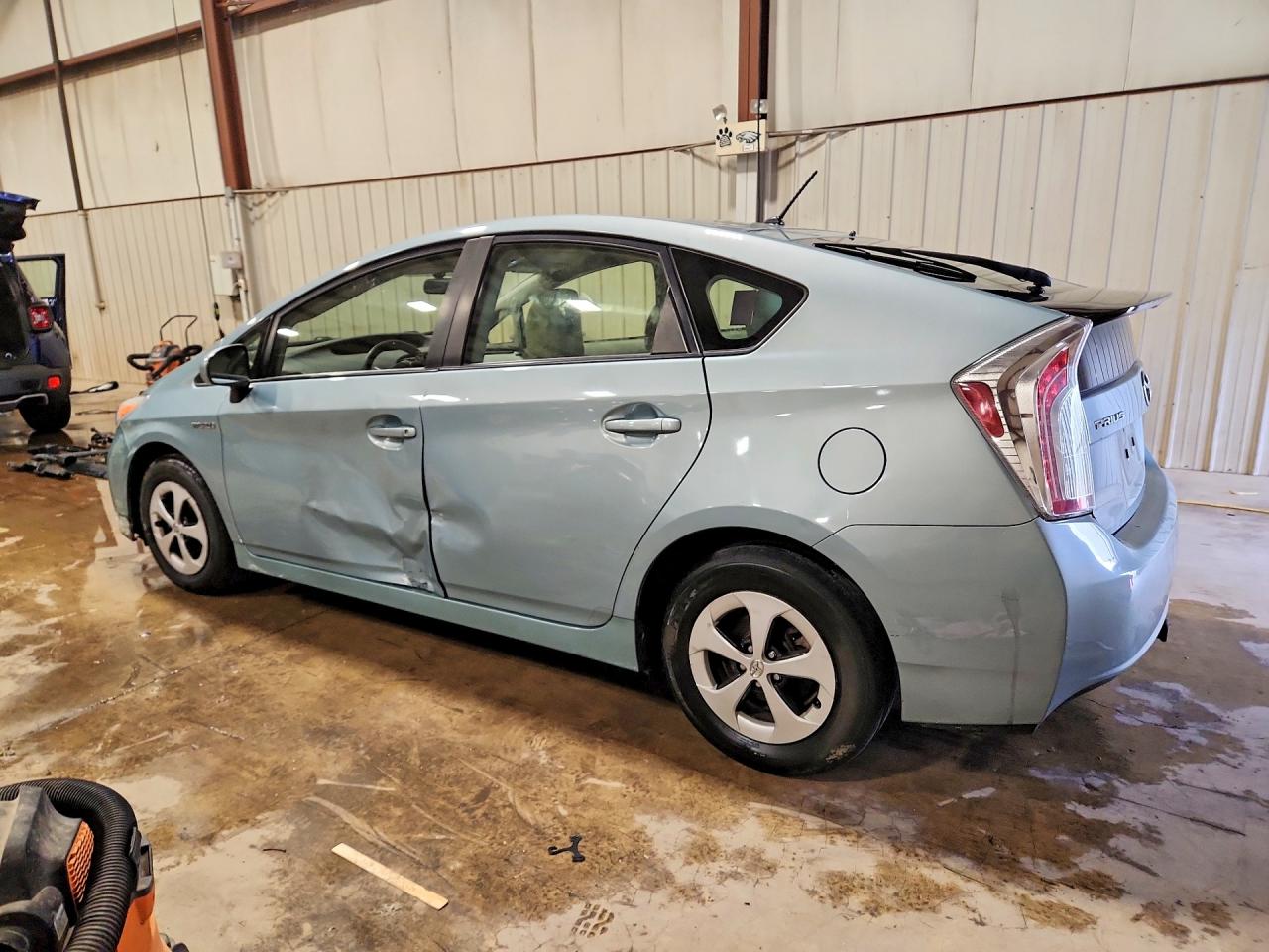 2013 Toyota Prius Two Turquoise vin: JTDKN3DU6D1714448