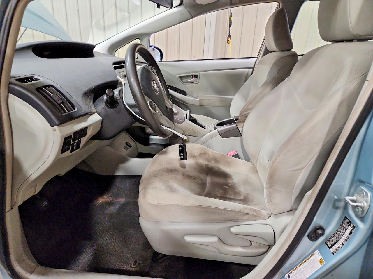 2013 Toyota Prius Two Turquoise vin: JTDKN3DU6D1714448