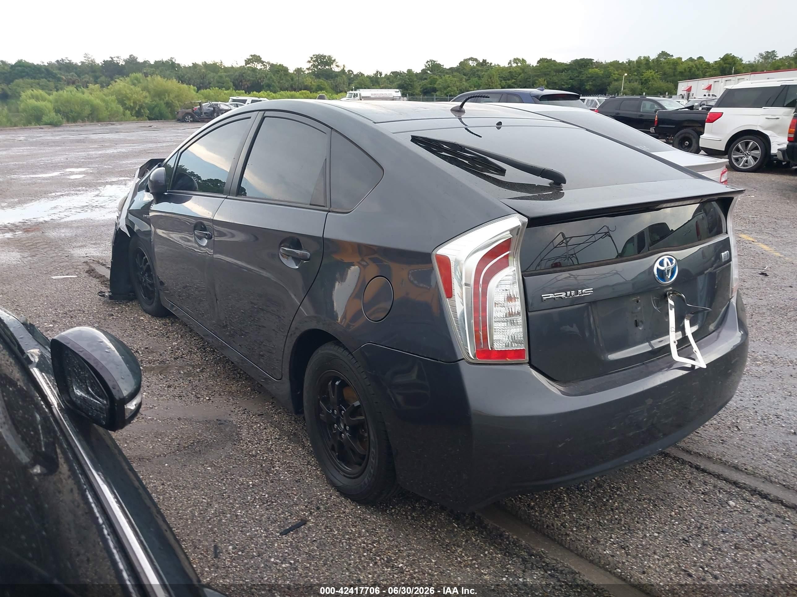 2013 Toyota Prius Two Gray vin: JTDKN3DU6D1719651