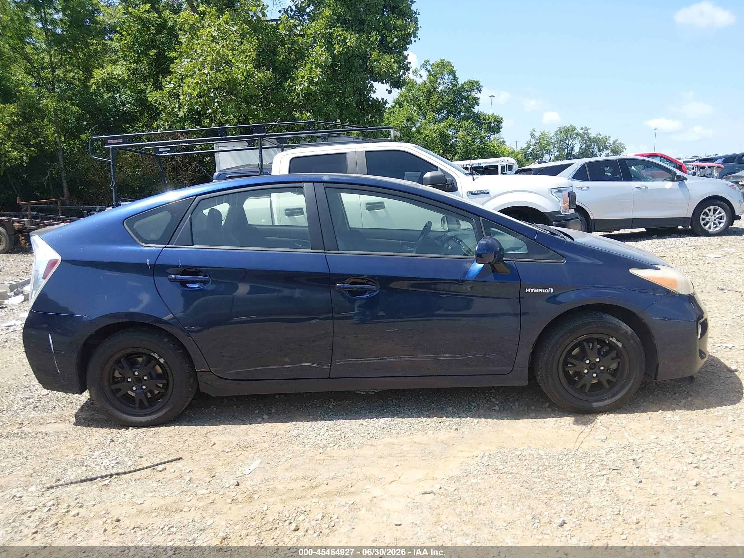 2013 Toyota Prius Two Blue vin: JTDKN3DU6D1722372