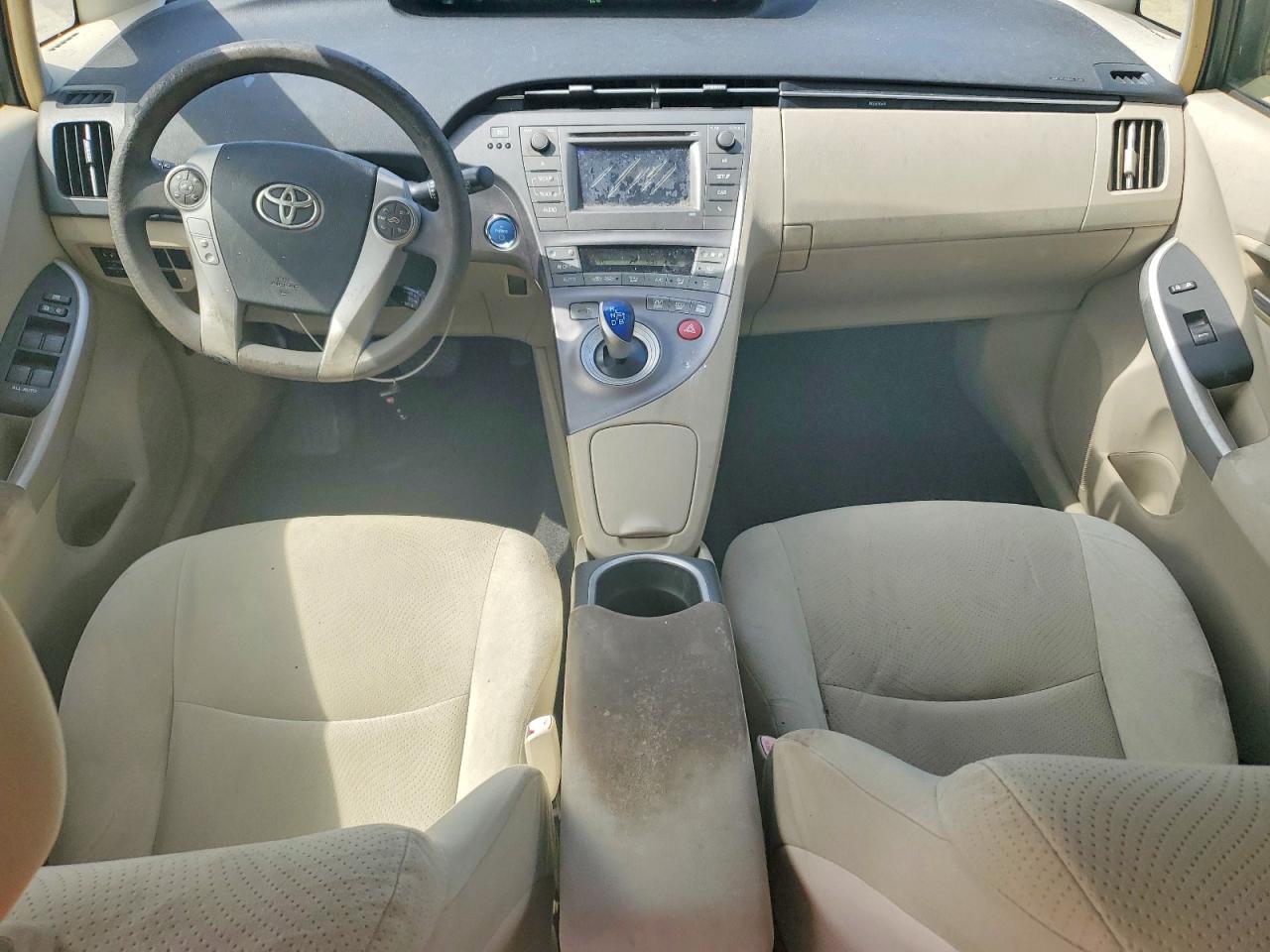 2013 Toyota Prius Two Красный vin: JTDKN3DU6D1726292