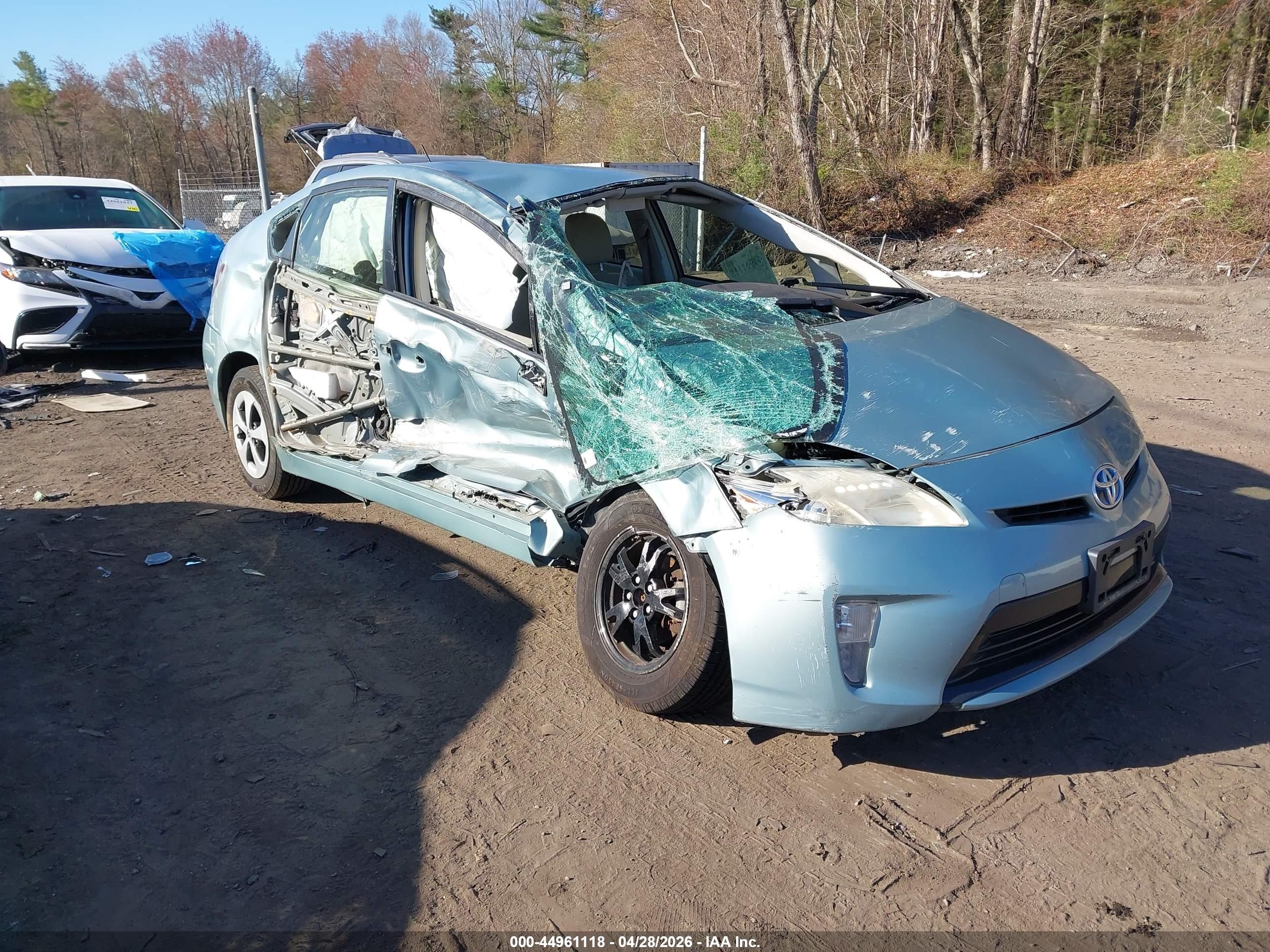 2013 Toyota Prius Two Green vin: JTDKN3DU6D1728656