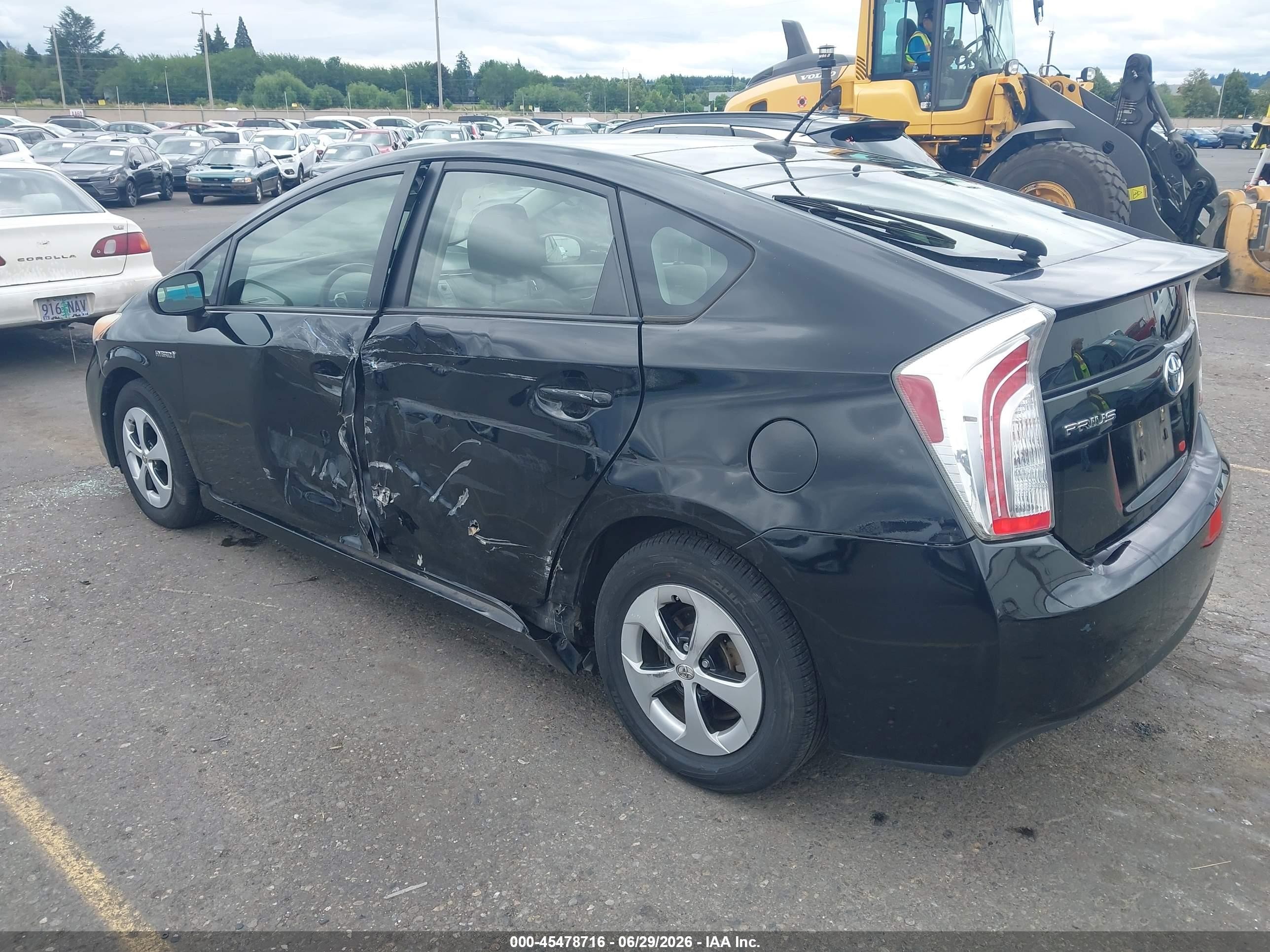 2013 Toyota Prius Three Black vin: JTDKN3DU6D5565712