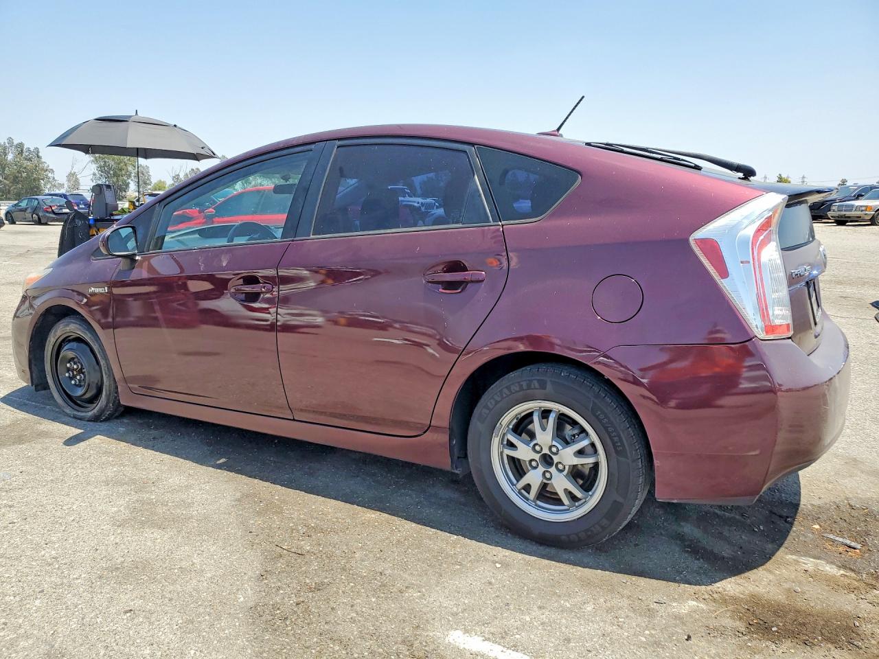 2013 Toyota Prius Persona Series Se Бордовый vin: JTDKN3DU6D5571610