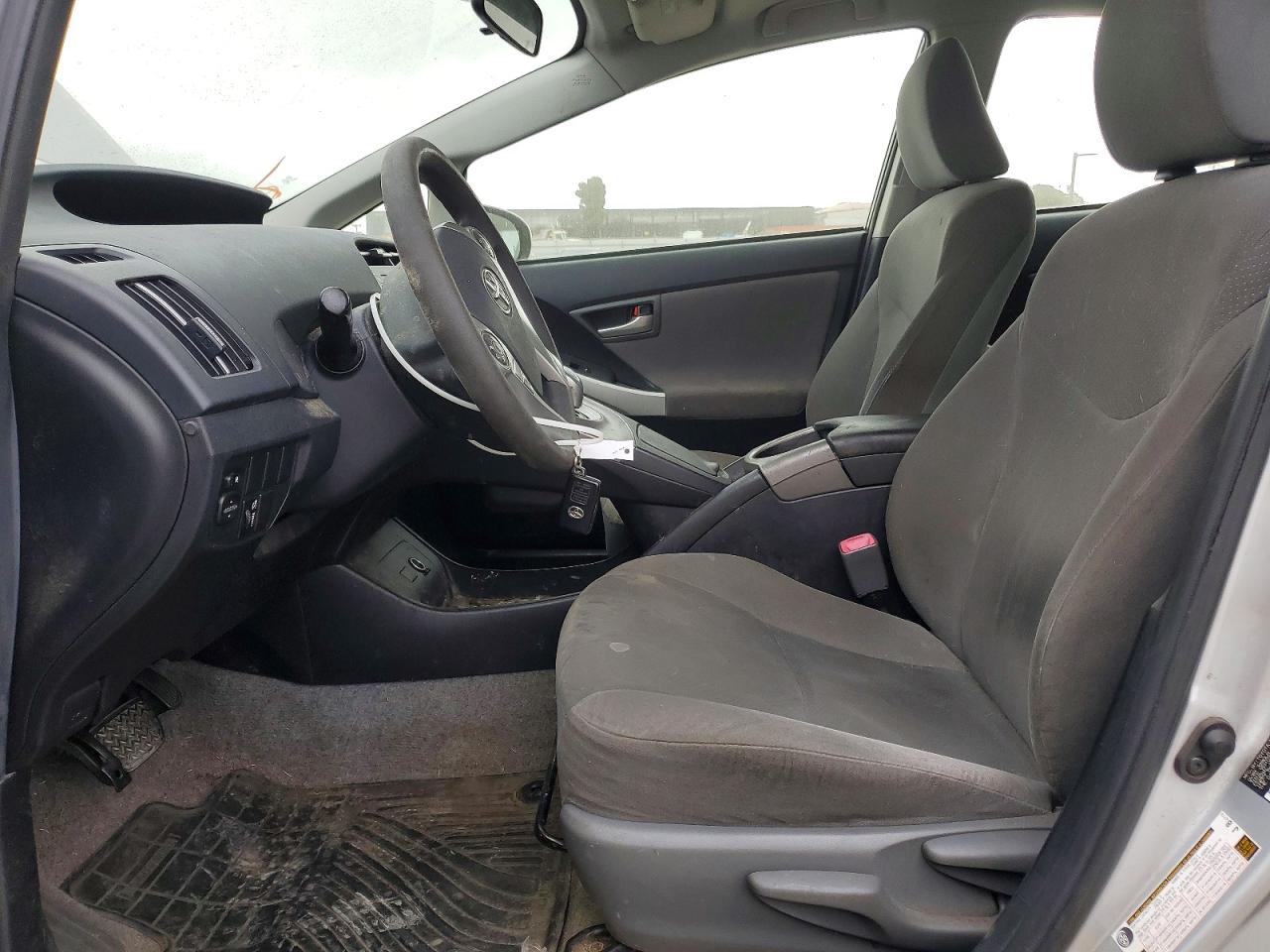 2013 Toyota Prius Two Silver vin: JTDKN3DU6D5577505