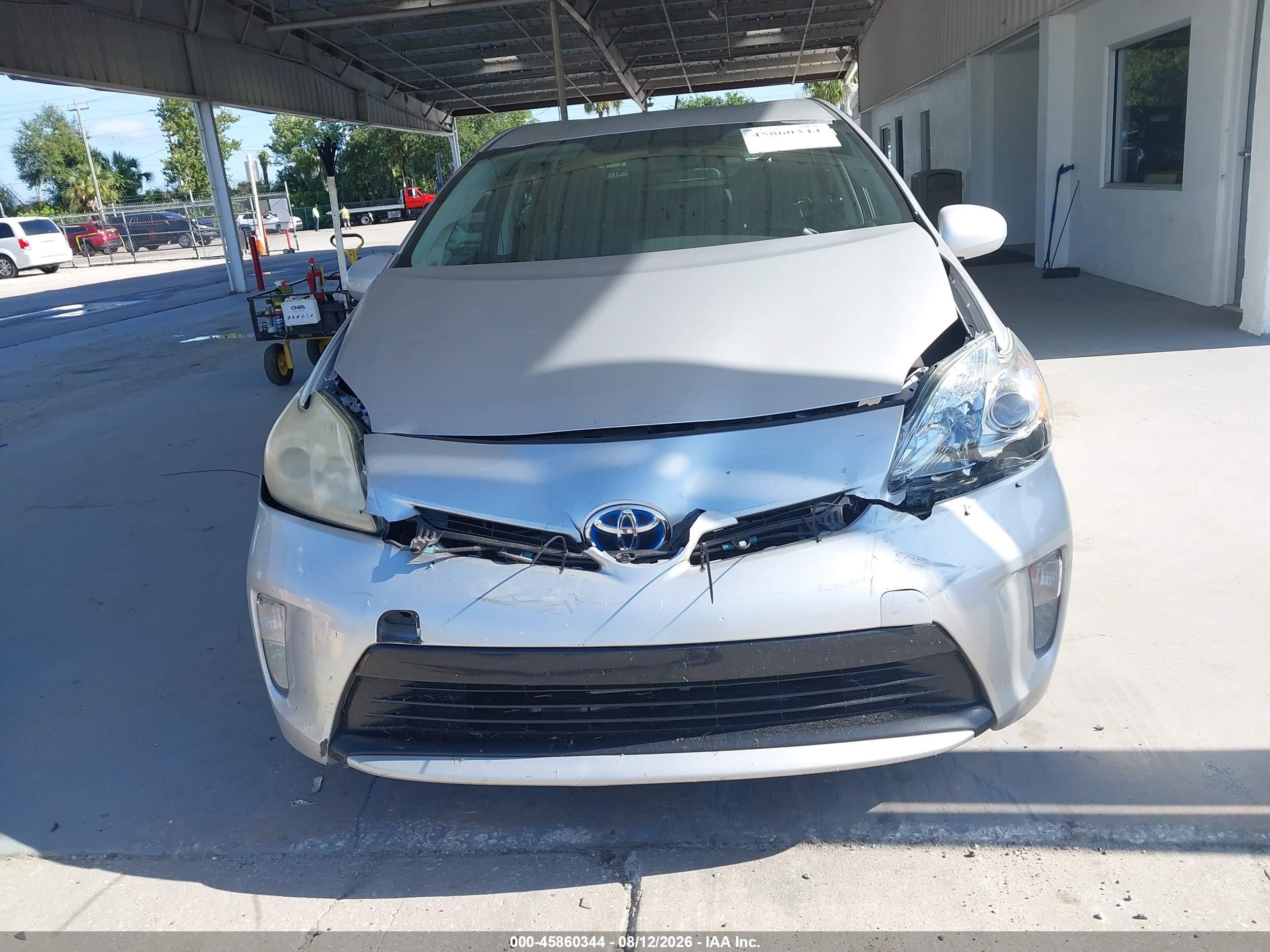 2013 Toyota Prius Three Silver vin: JTDKN3DU6D5598564