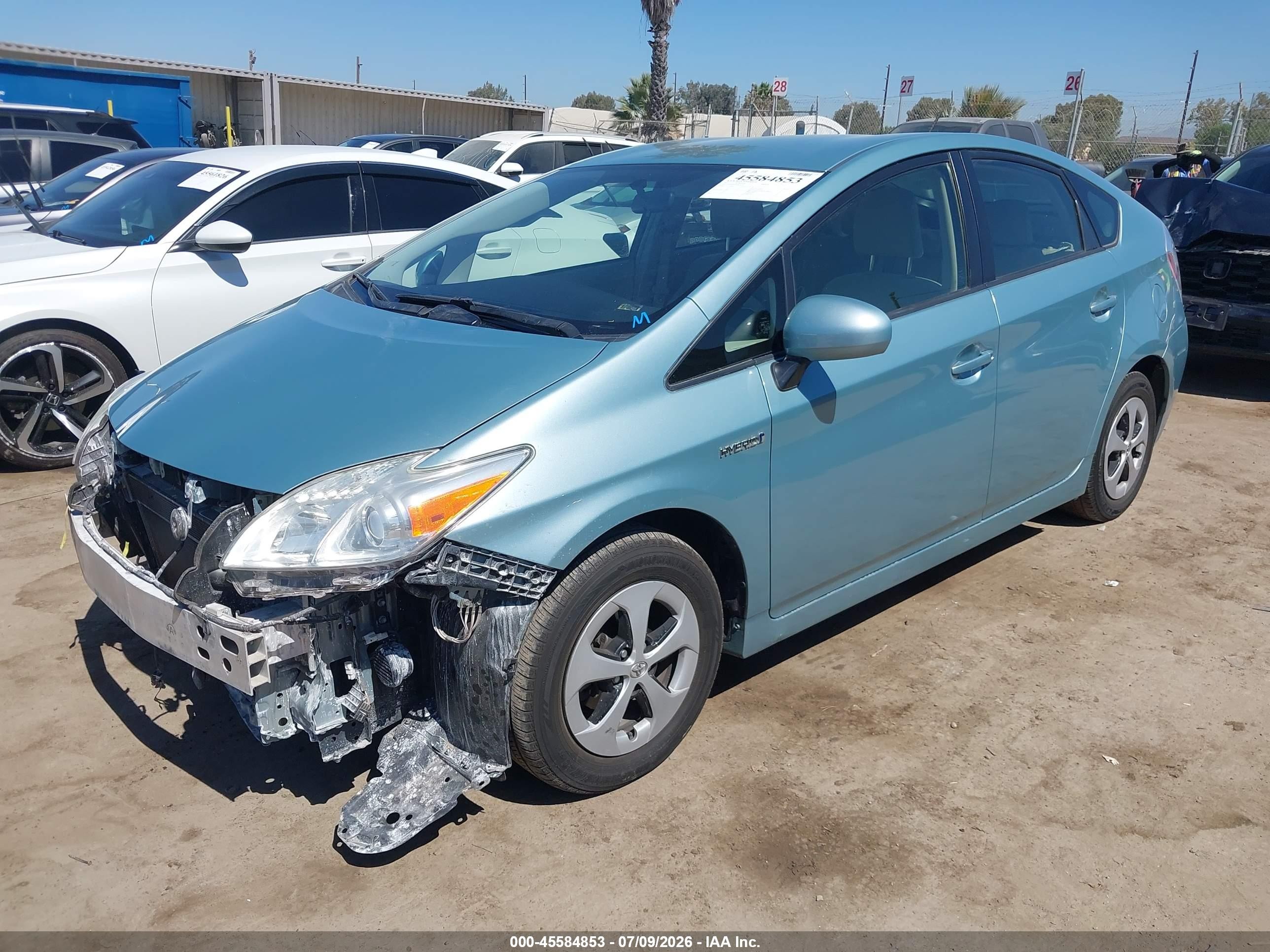2013 Toyota Prius Three Green vin: JTDKN3DU6D5608316