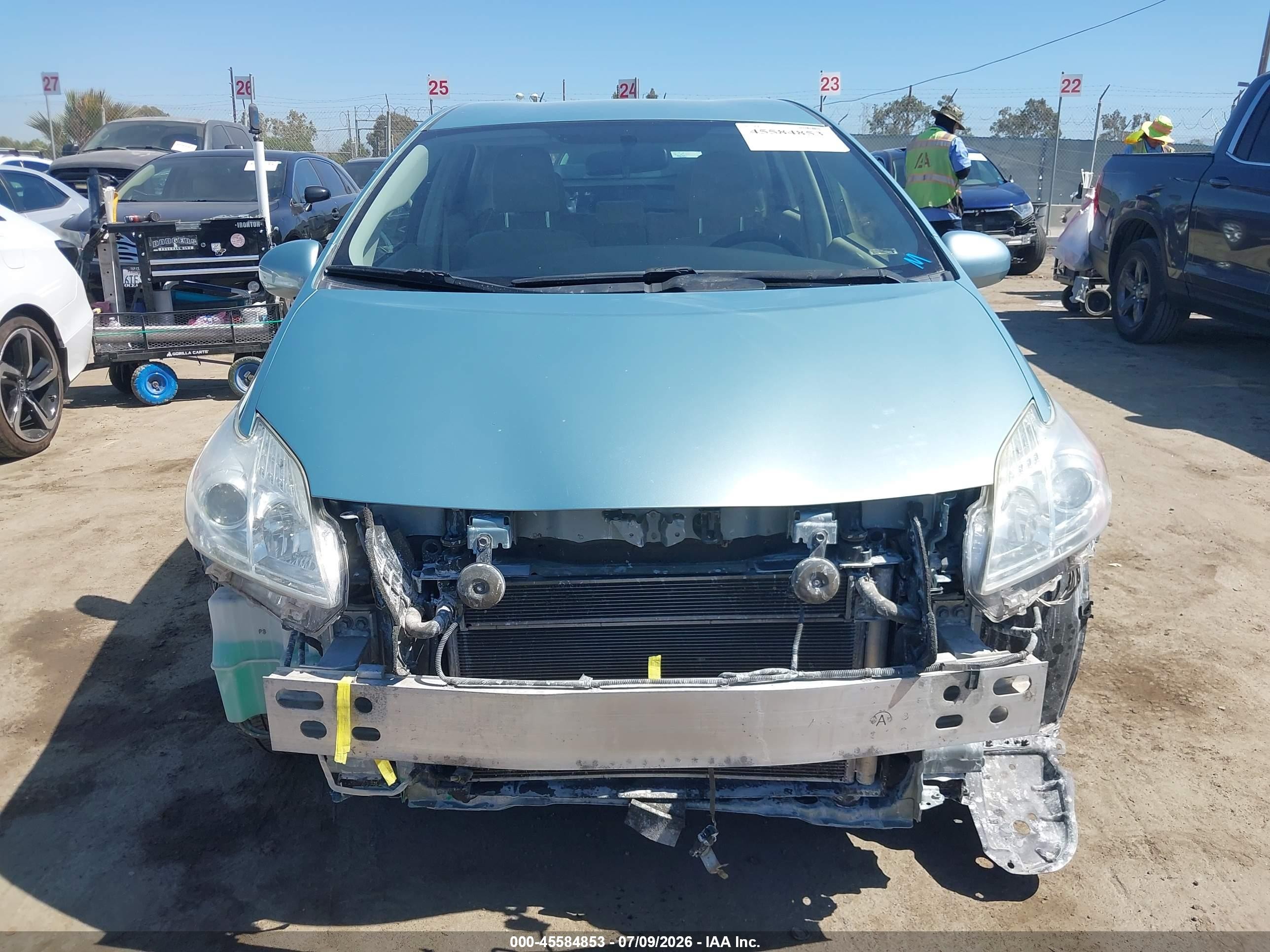 2013 Toyota Prius Three Green vin: JTDKN3DU6D5608316