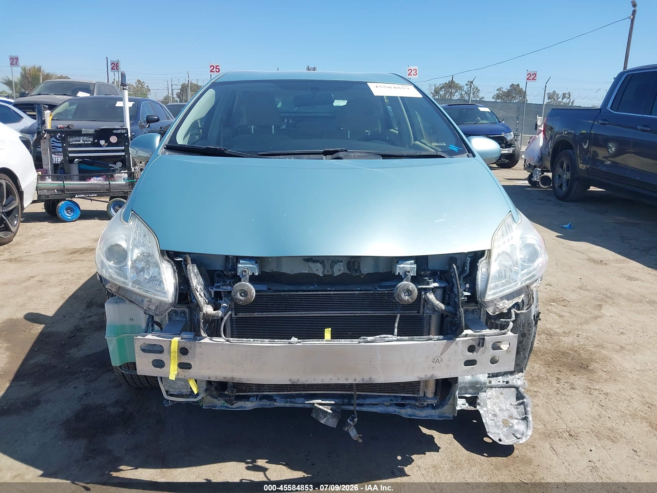 2013 Toyota Prius Three Green vin: JTDKN3DU6D5608316