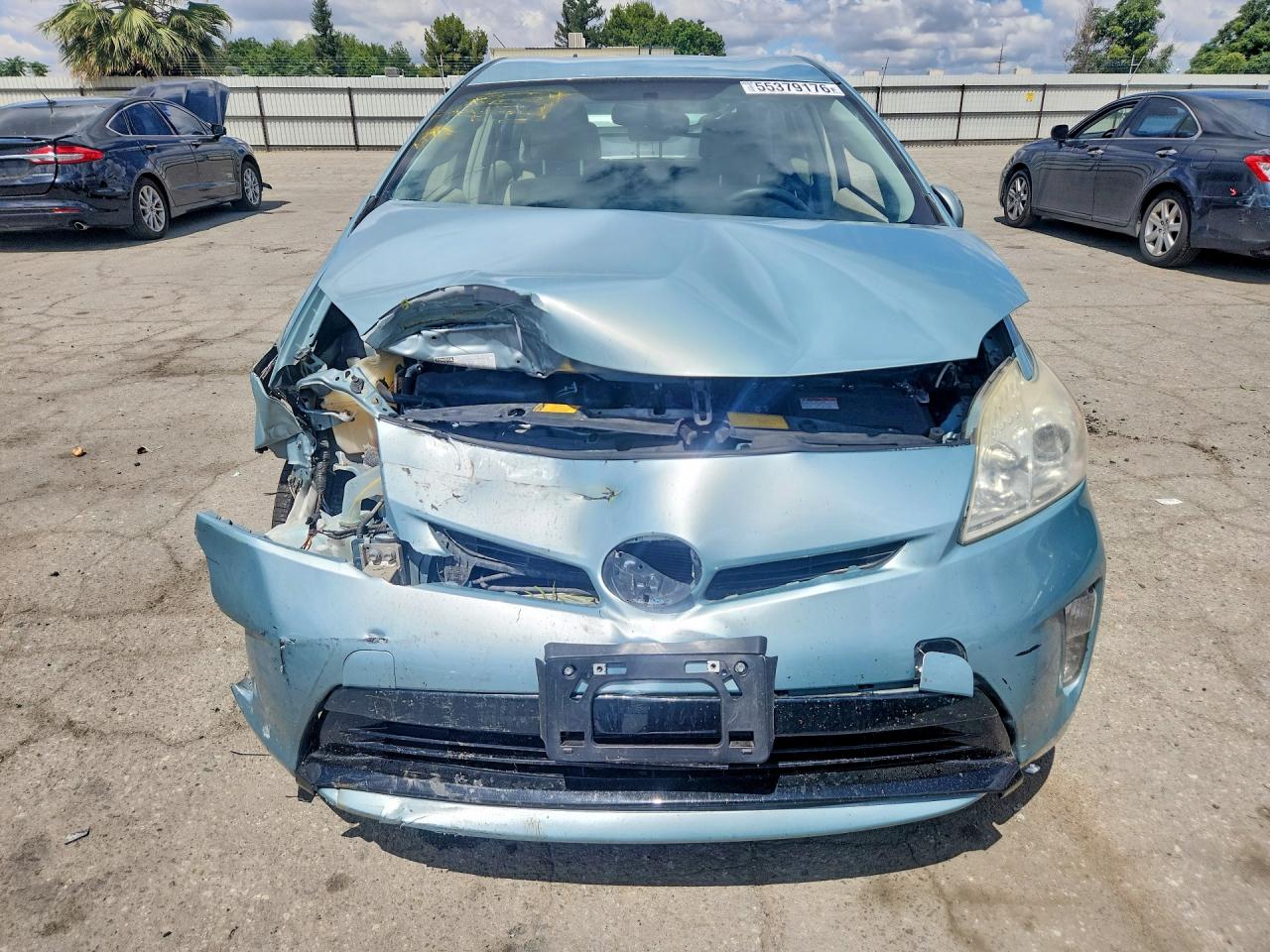2013 Toyota Prius Two Бирюзовый vin: JTDKN3DU6D5620045