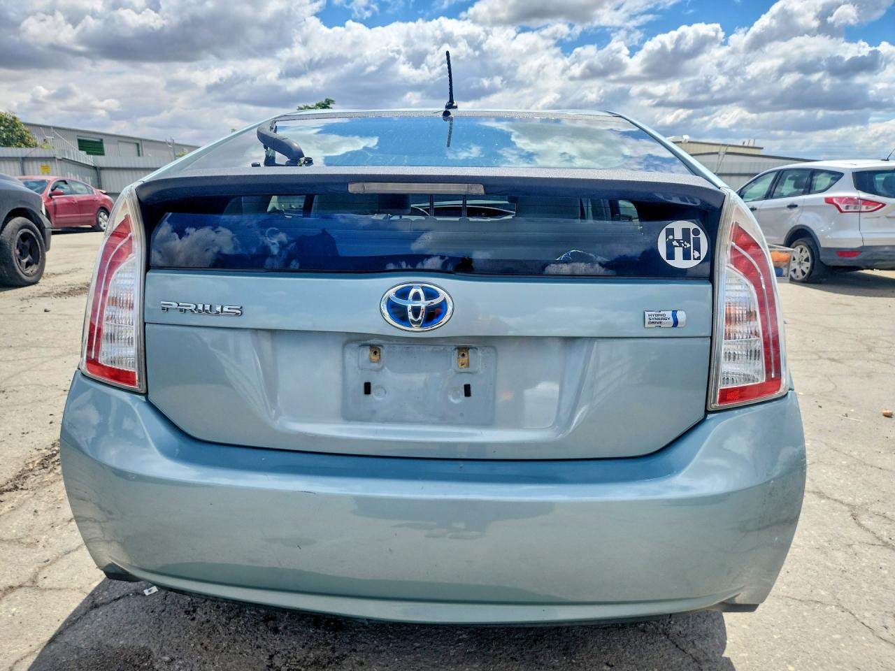2013 Toyota Prius Two Бирюзовый vin: JTDKN3DU6D5620045