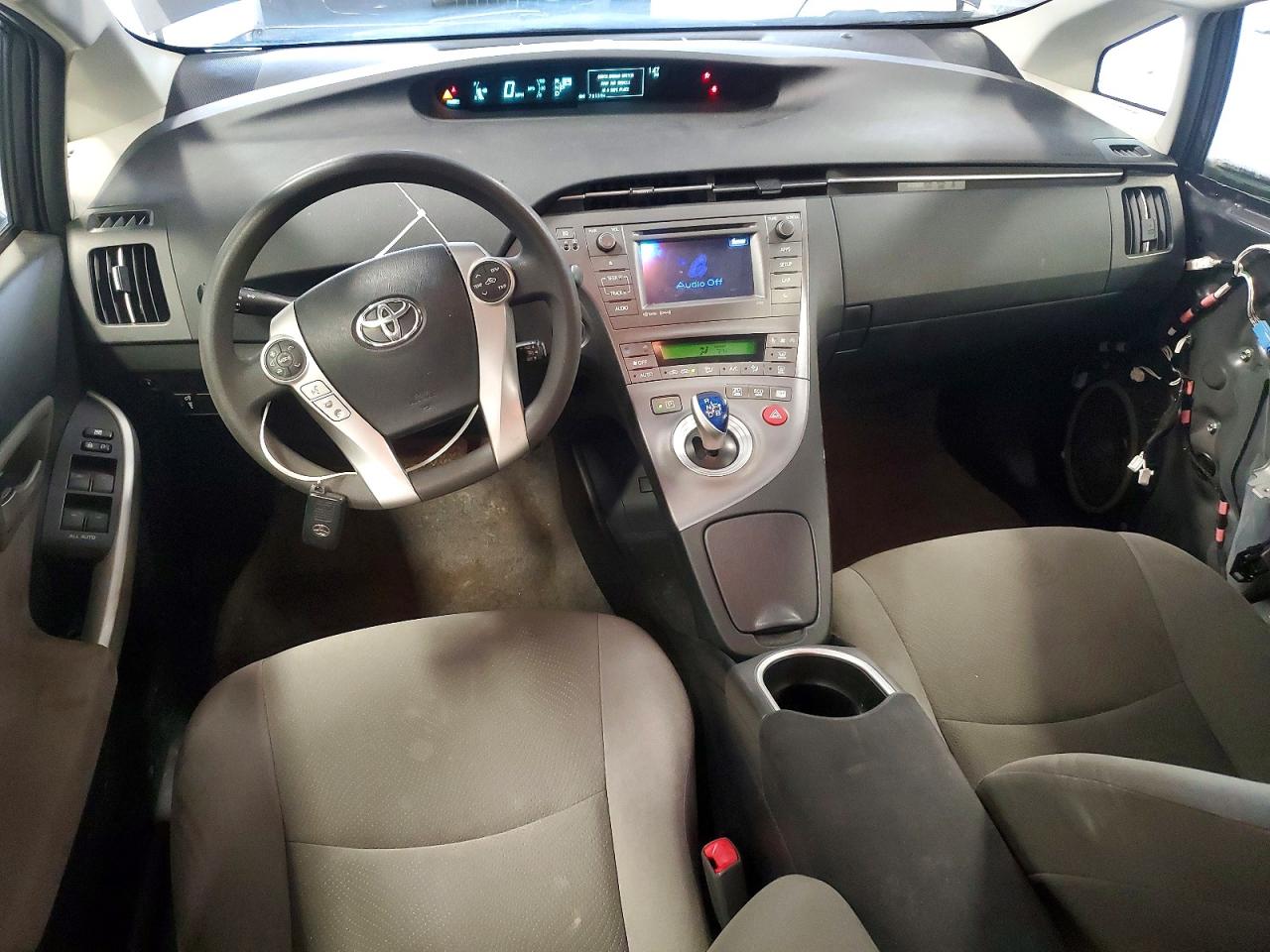 2013 Toyota Prius Three Gray vin: JTDKN3DU6D5637640