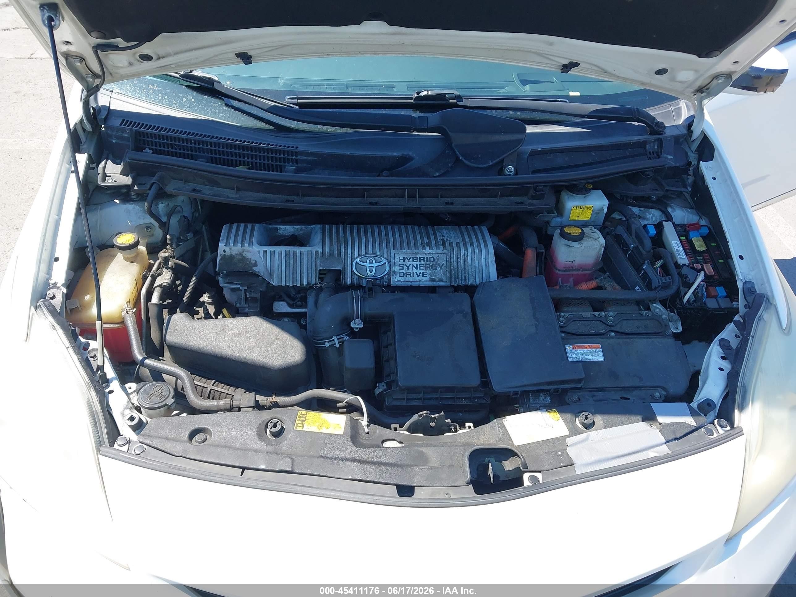 2013 Toyota Prius Four White vin: JTDKN3DU6D5639145