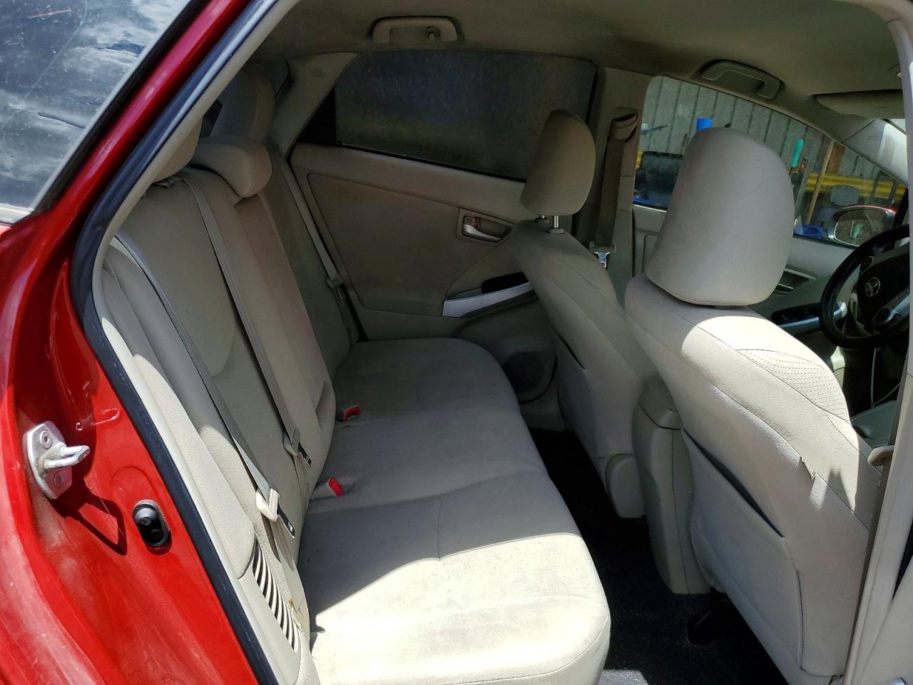 2013 Toyota Prius Two Red vin: JTDKN3DU6D5643146