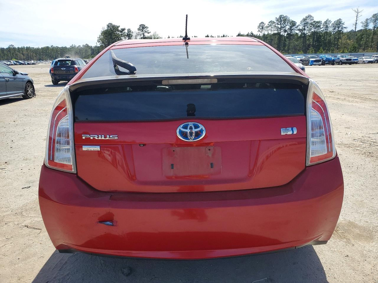 2013 Toyota Prius Three Красный vin: JTDKN3DU6D5644734