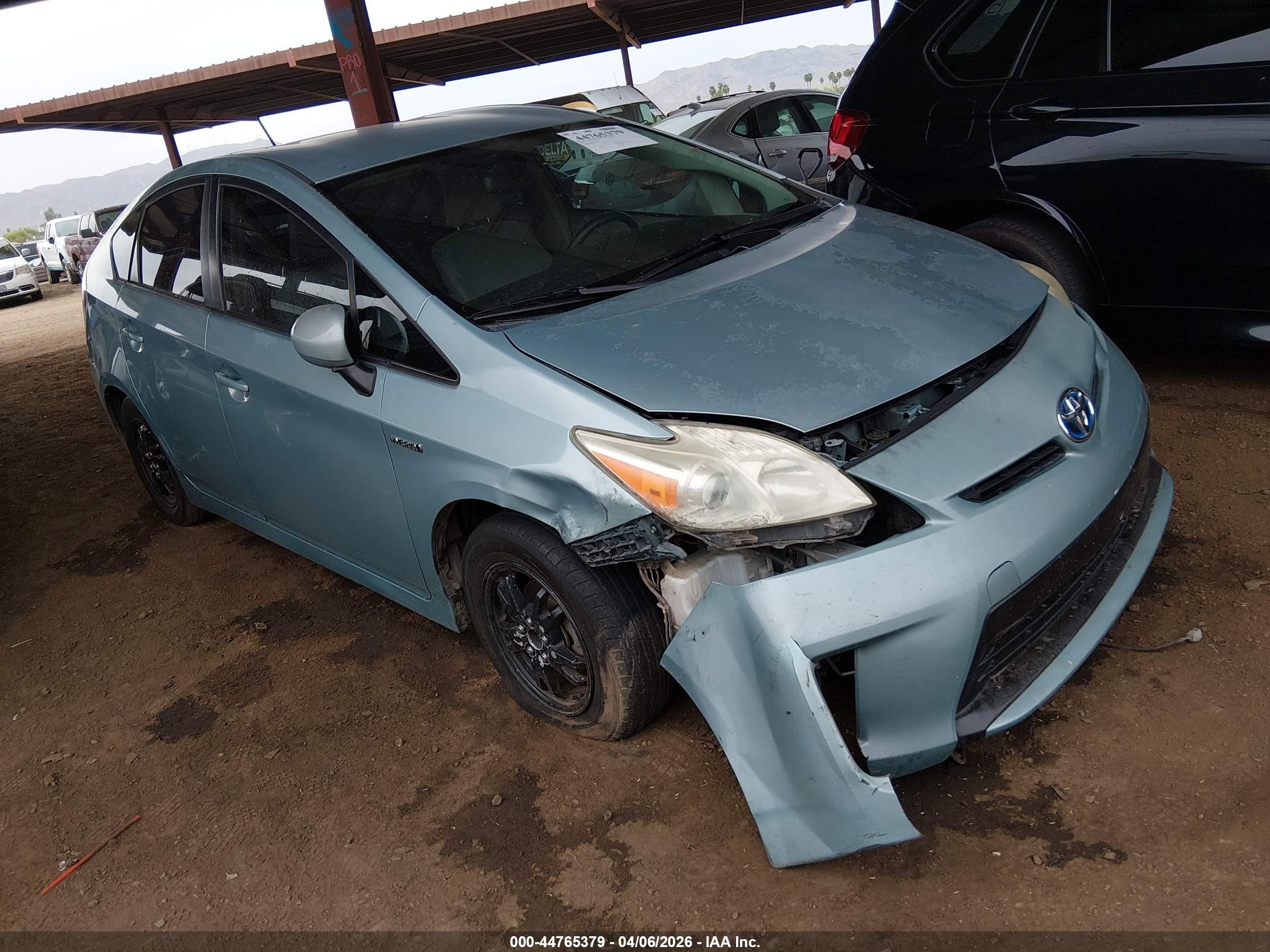 2013 Toyota Prius Three Light Blue vin: JTDKN3DU6D5653644