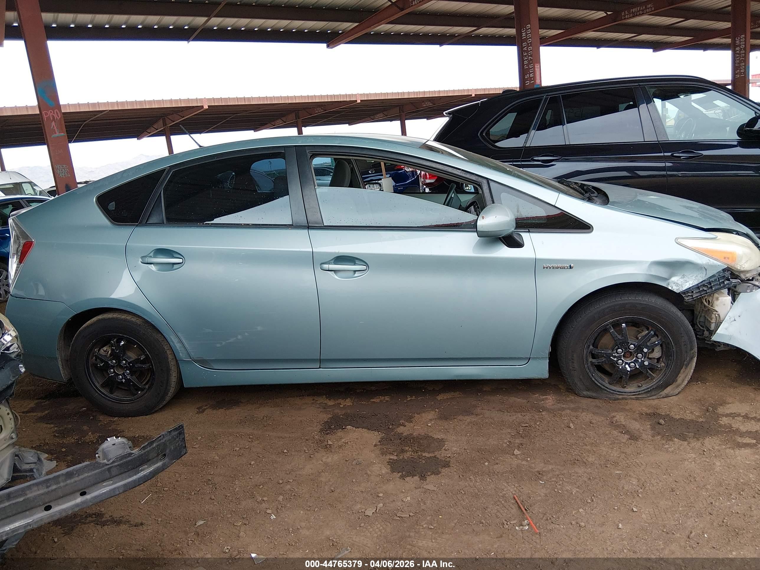2013 Toyota Prius Three Light Blue vin: JTDKN3DU6D5653644