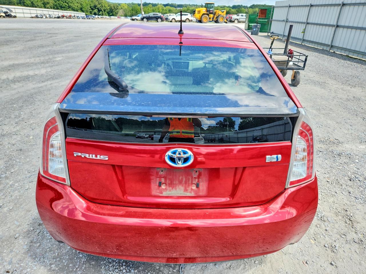 2014 Toyota Prius Two Red vin: JTDKN3DU6E0362981