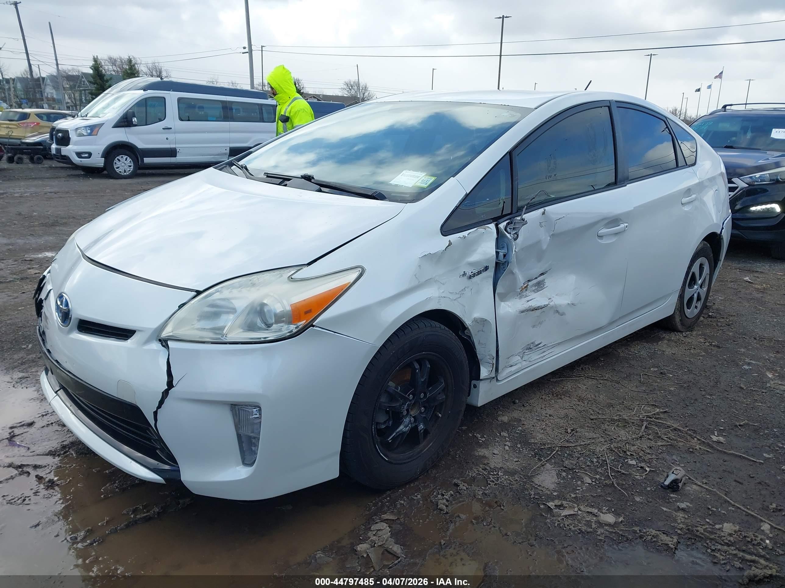 2014 Toyota Prius Two White vin: JTDKN3DU6E0367825