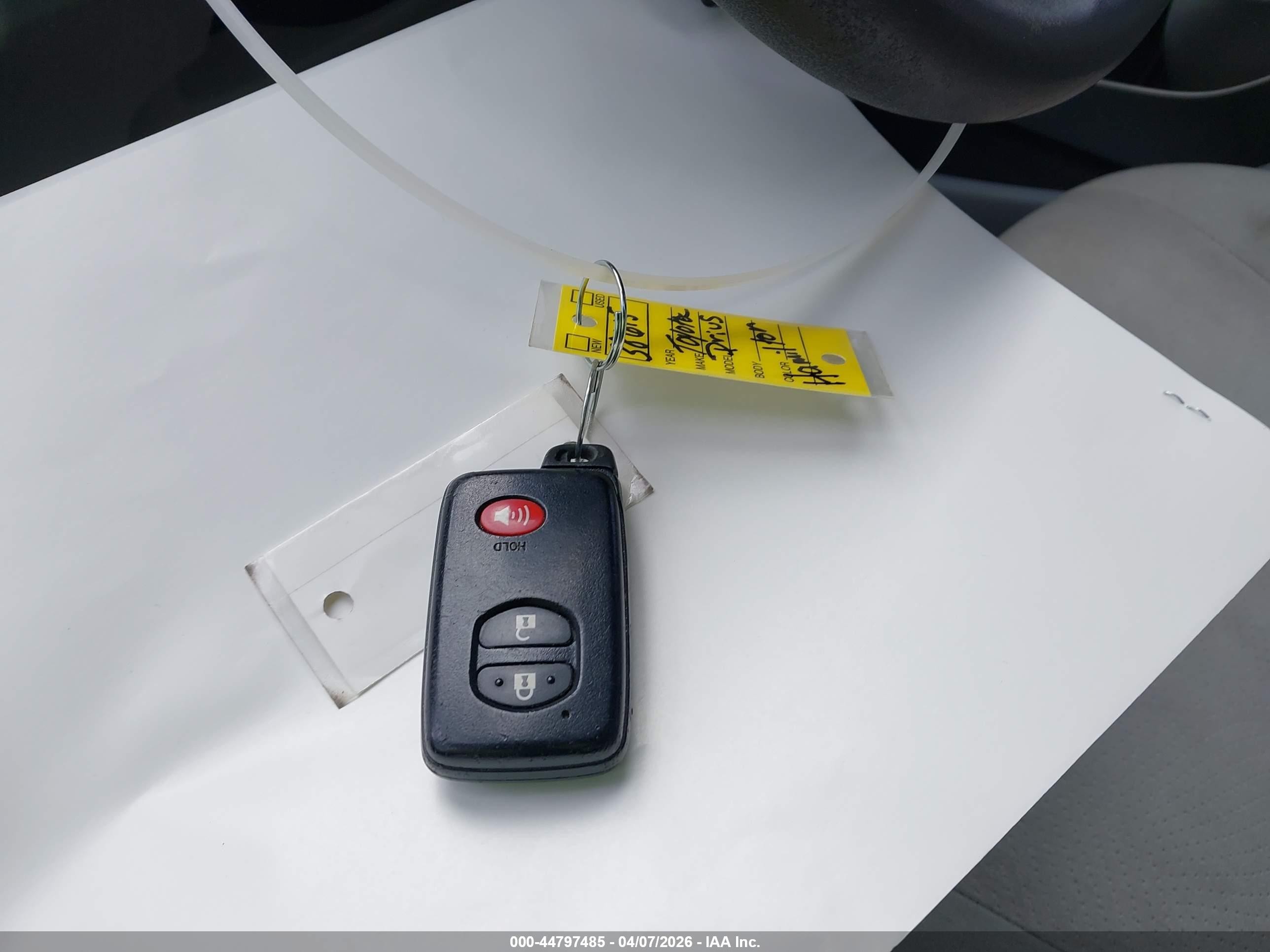 2014 Toyota Prius Two White vin: JTDKN3DU6E0367825