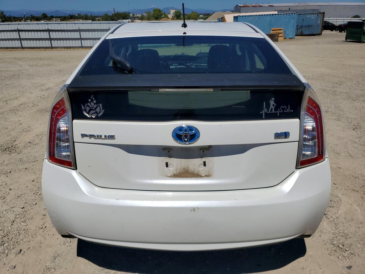 2014 Toyota Prius Two Белый vin: JTDKN3DU6E0369154