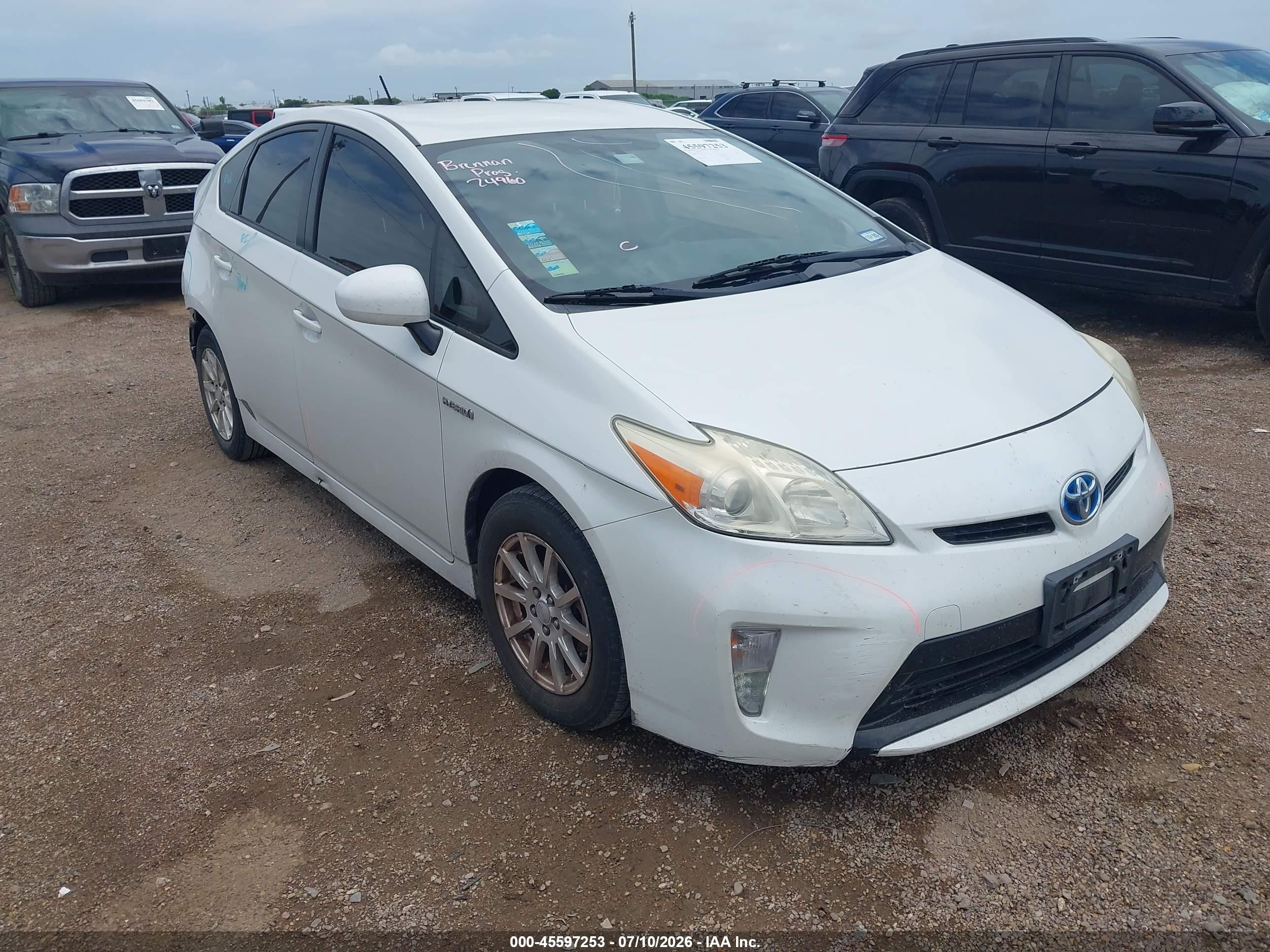 2014 Toyota Prius Four White vin: JTDKN3DU6E1739352