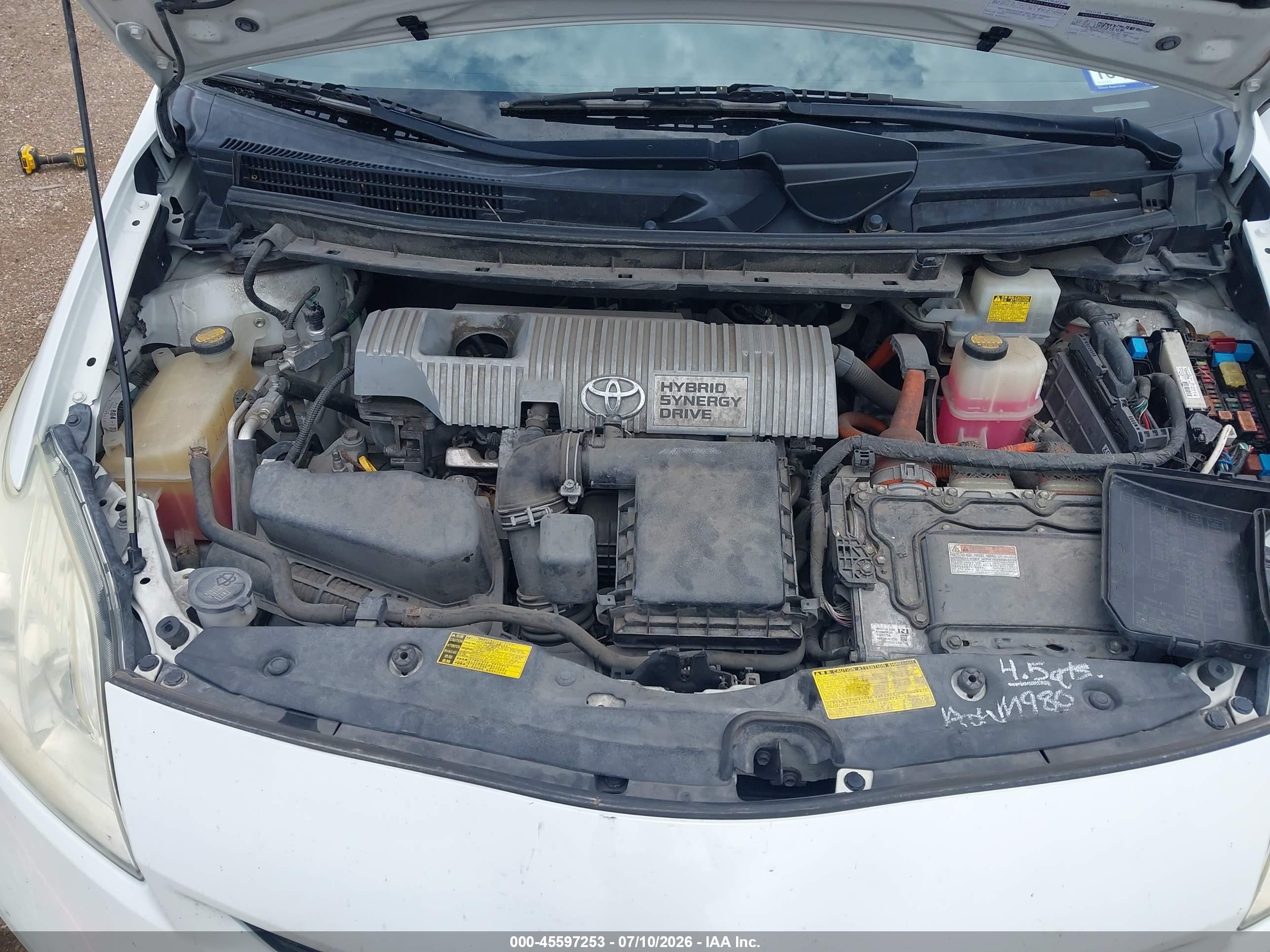2014 Toyota Prius Four Белый vin: JTDKN3DU6E1739352