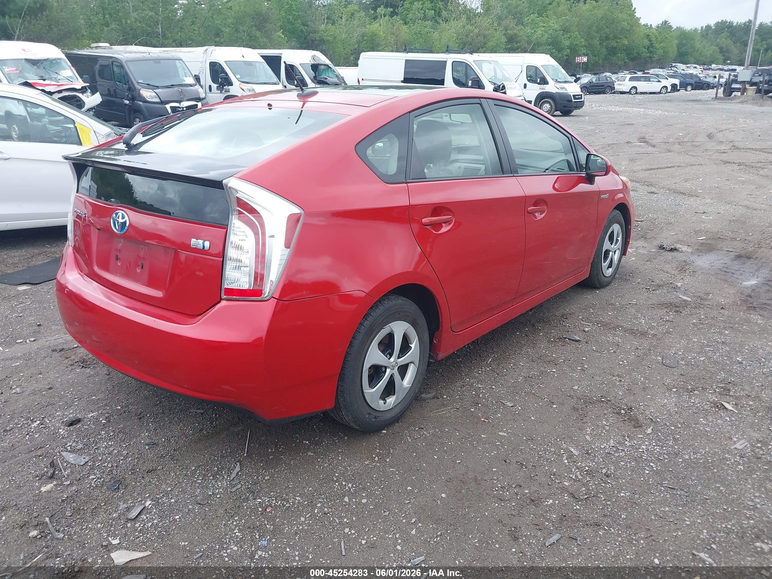 2014 Toyota Prius Three Red vin: JTDKN3DU6E1752070