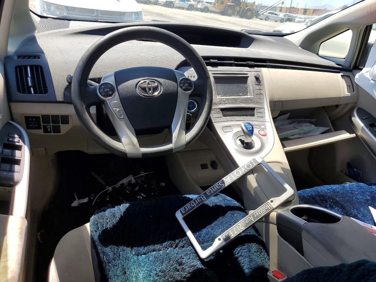 2014 Toyota Prius Three White vin: JTDKN3DU6E1753039