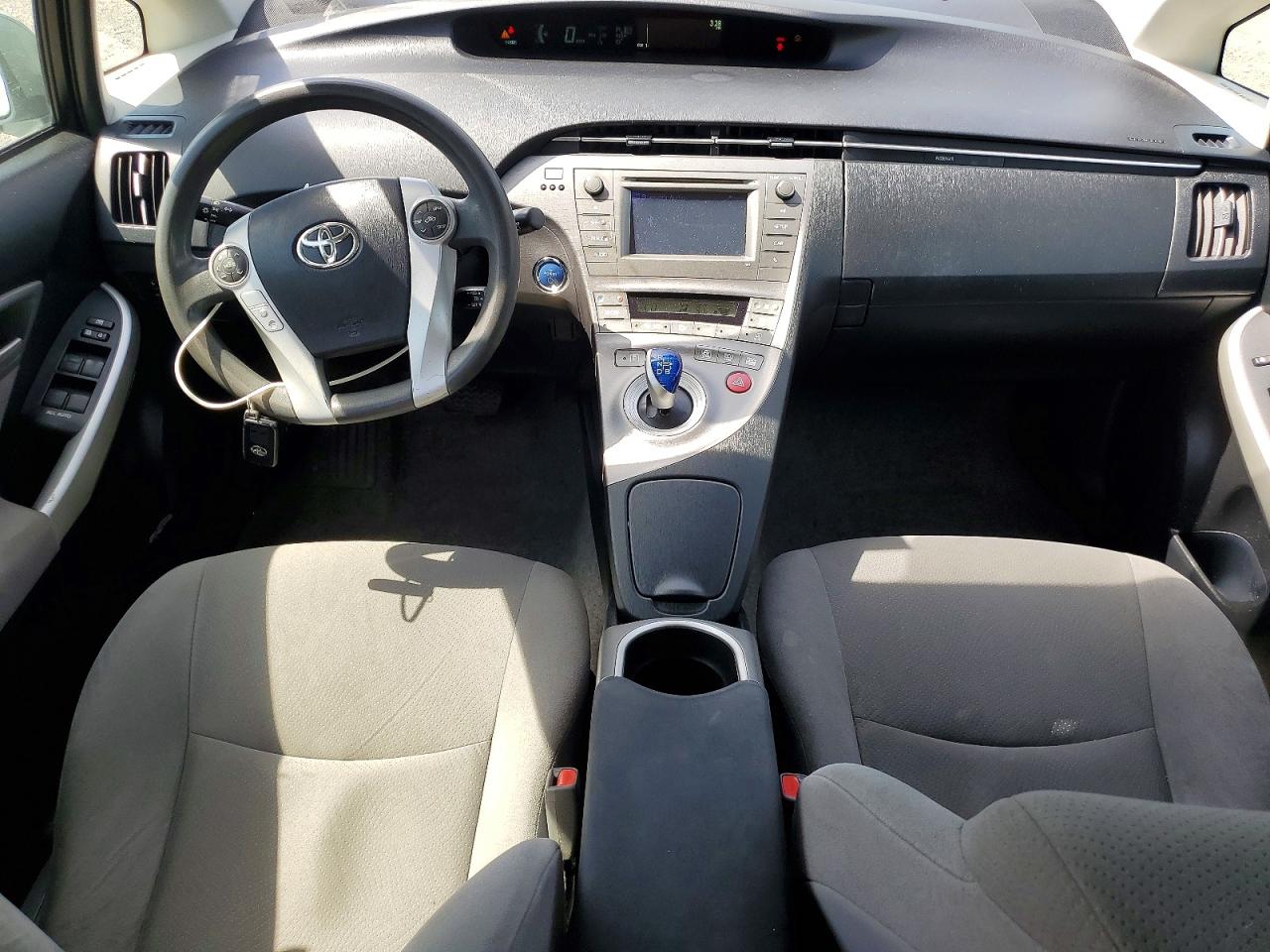 2014 Toyota Prius Two Turquoise vin: JTDKN3DU6E1772075