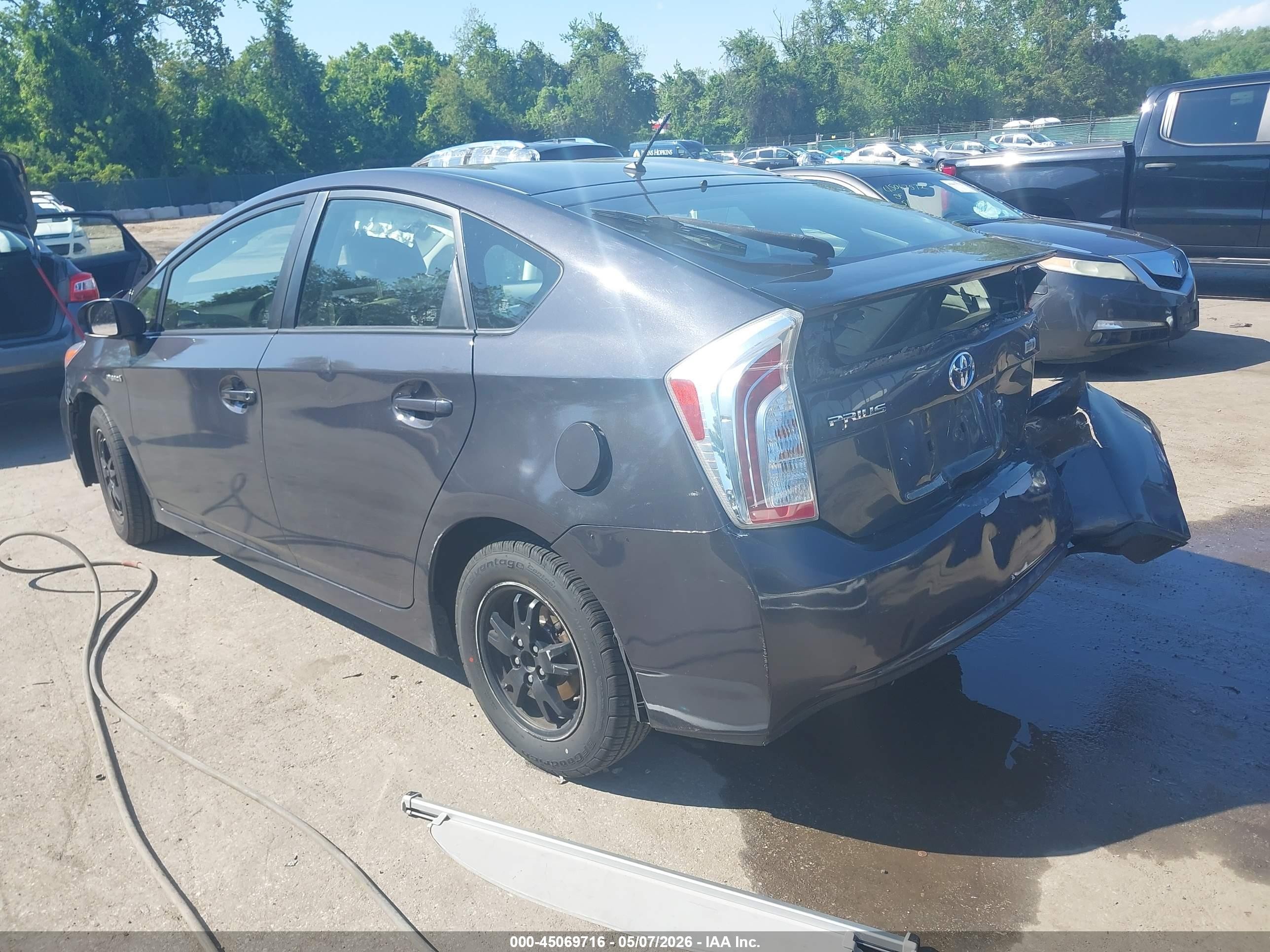 2014 Toyota Prius Two Gray vin: JTDKN3DU6E1783710