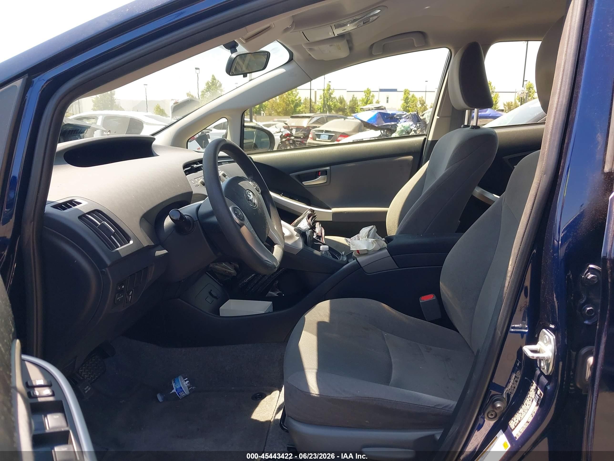 2014 Toyota Prius Two Blue vin: JTDKN3DU6E1809027