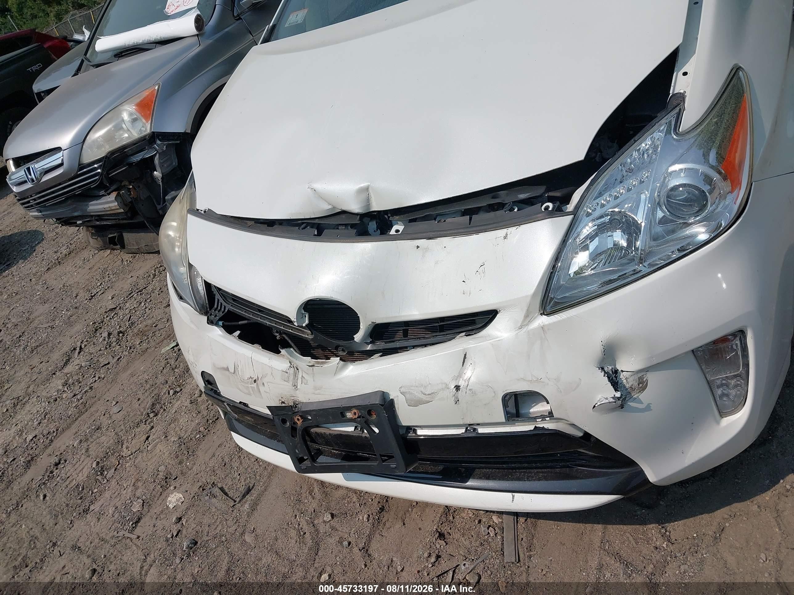 2015 Toyota Prius Persona Series Special Edition Белый vin: JTDKN3DU6F0397389