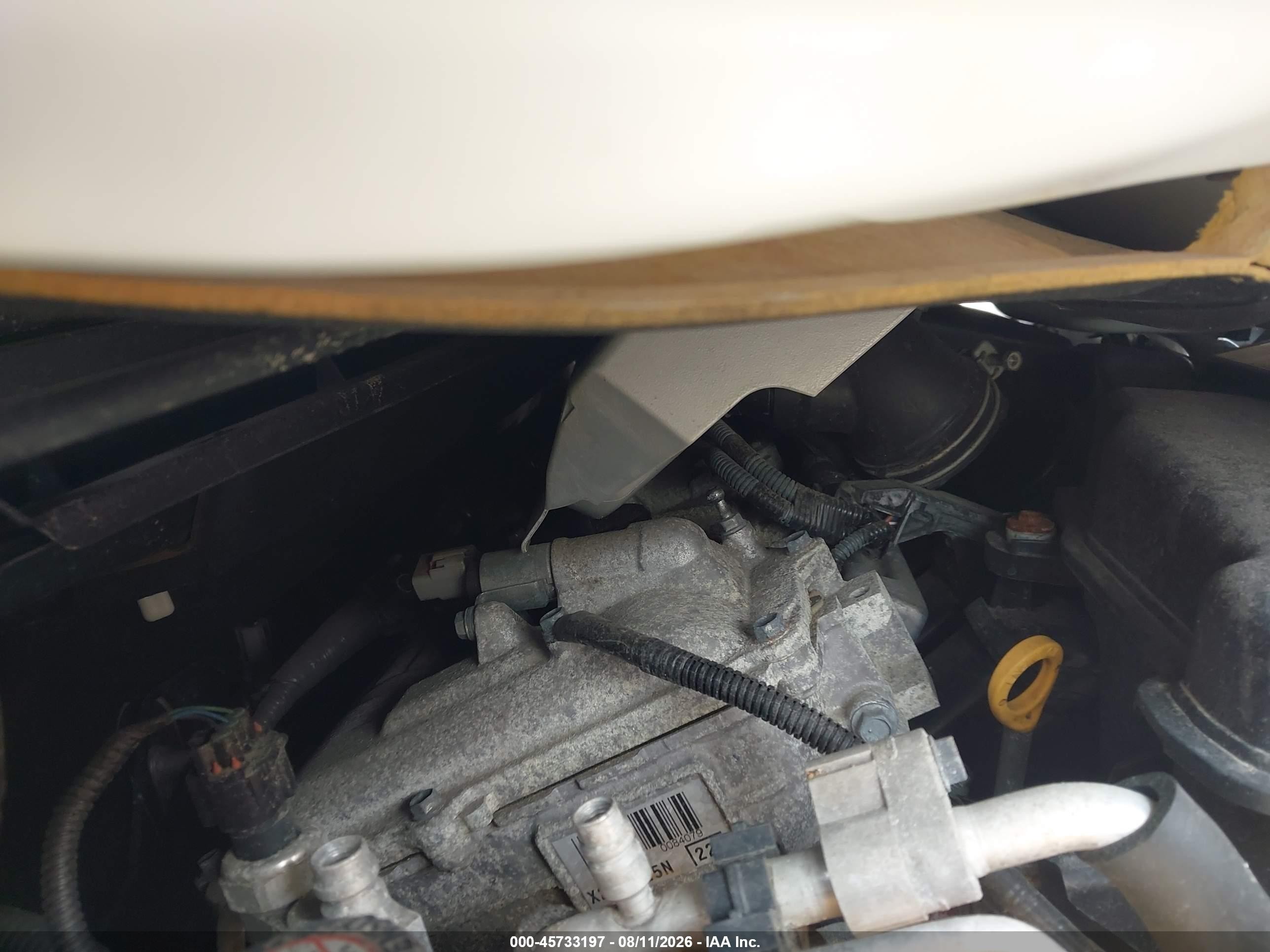 2015 Toyota Prius Persona Series Special Edition Белый vin: JTDKN3DU6F0397389