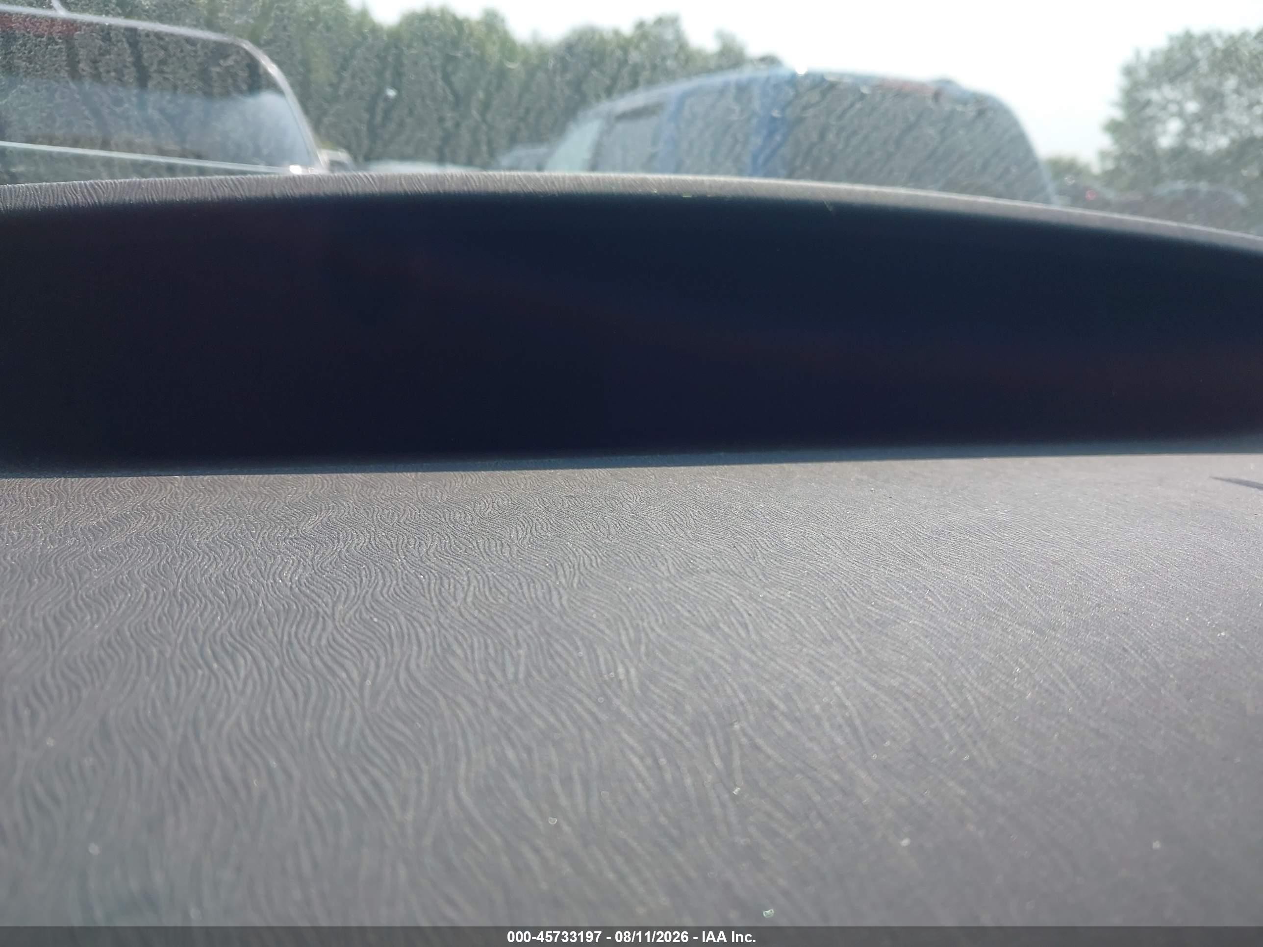 2015 Toyota Prius Persona Series Special Edition Белый vin: JTDKN3DU6F0397389