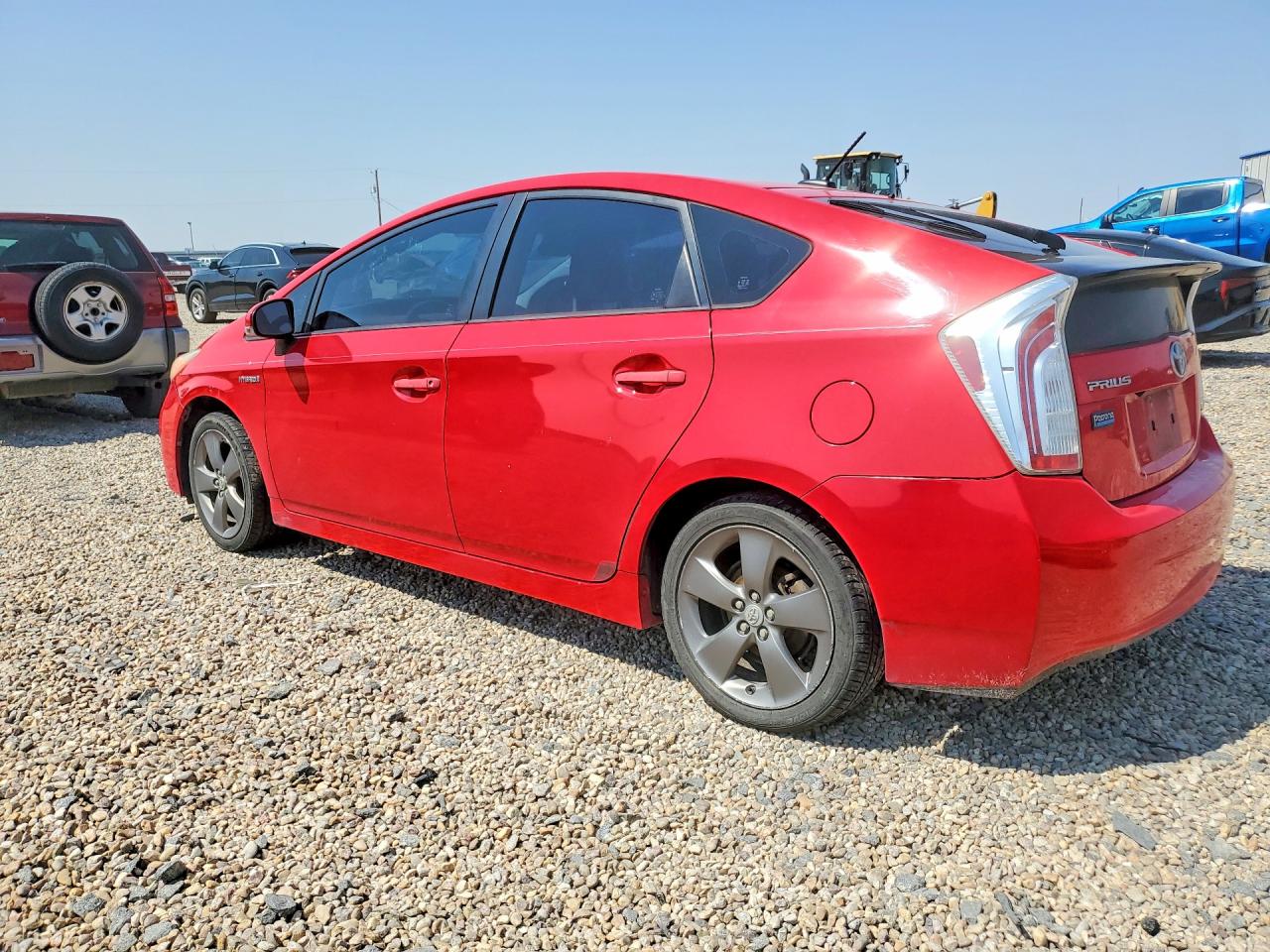 2015 Toyota Prius Persona Series Red vin: JTDKN3DU6F0399031