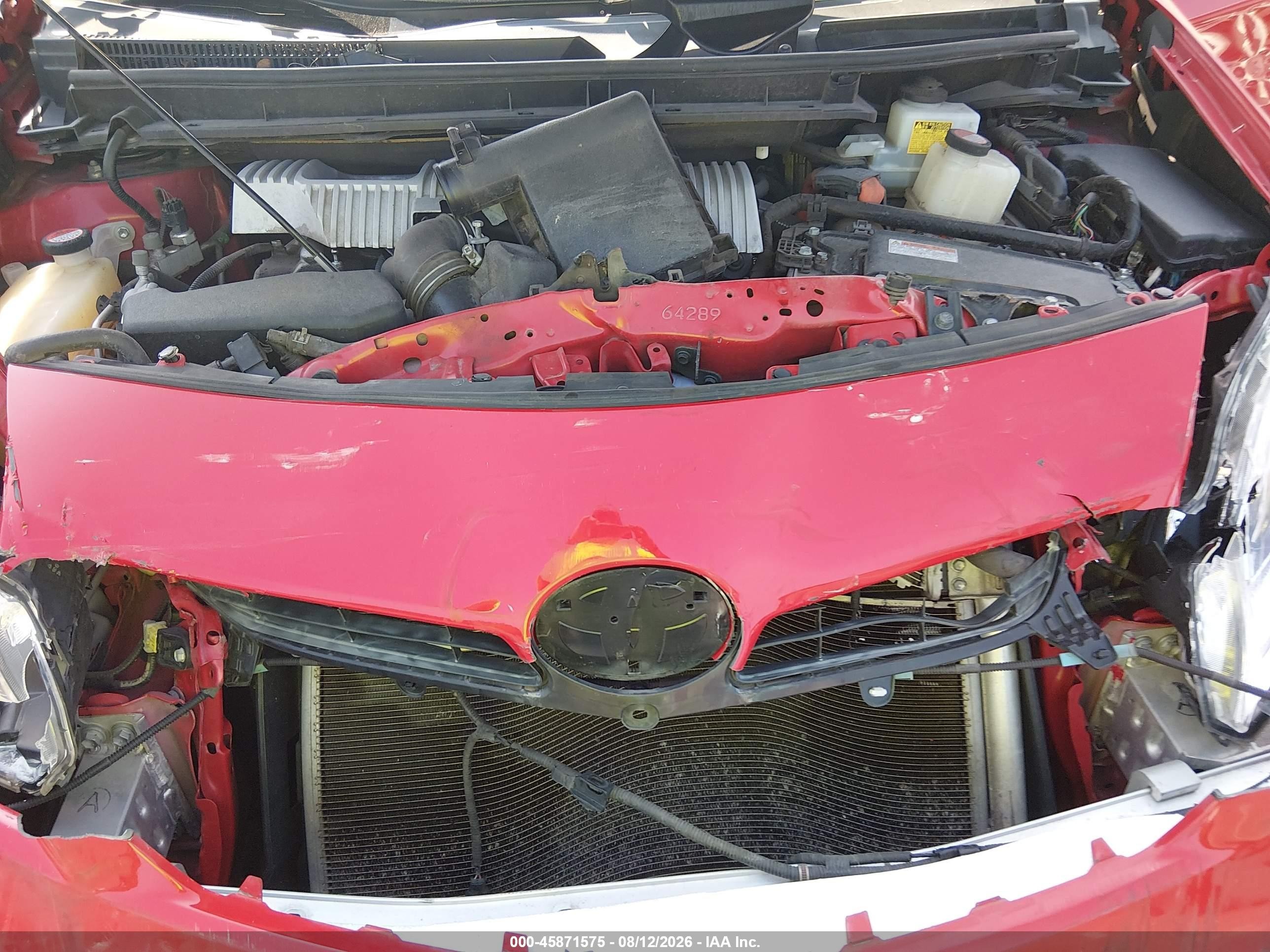2015 Toyota Prius Persona Series Special Edition Red vin: JTDKN3DU6F0406110
