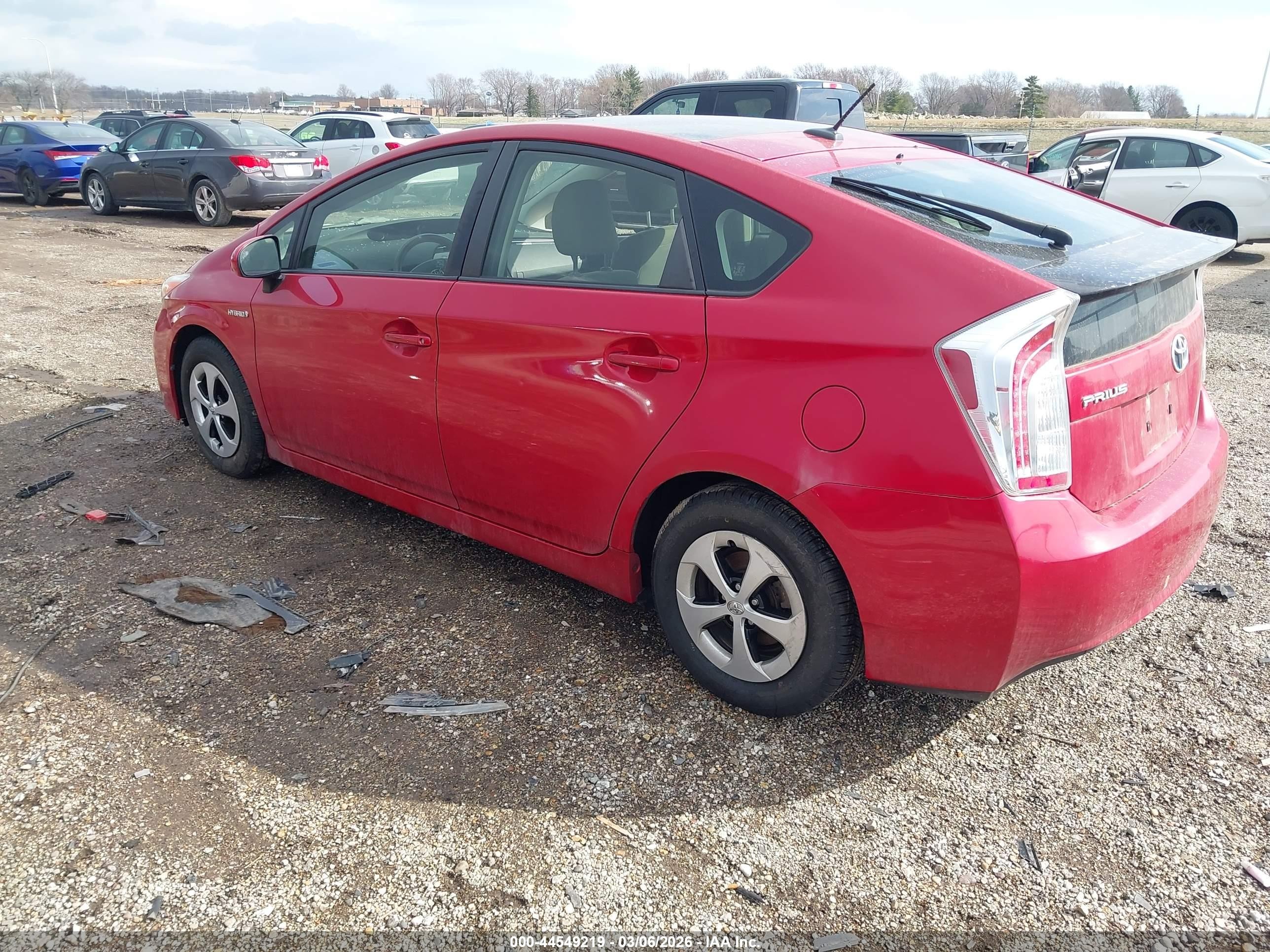 2015 Toyota Prius Three Red vin: JTDKN3DU6F0409234
