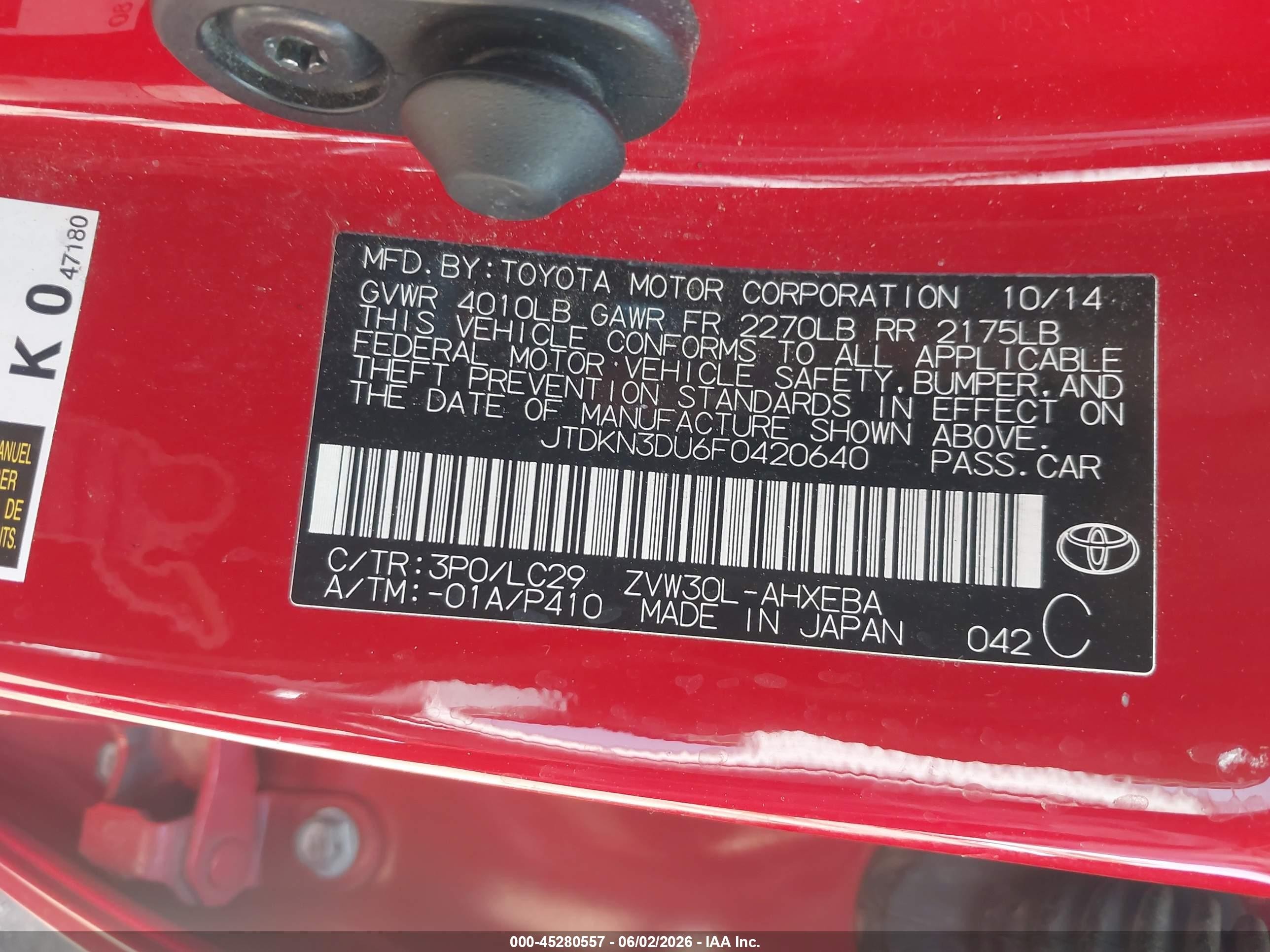 2015 Toyota Prius Persona Series Special Edition Red vin: JTDKN3DU6F0420640
