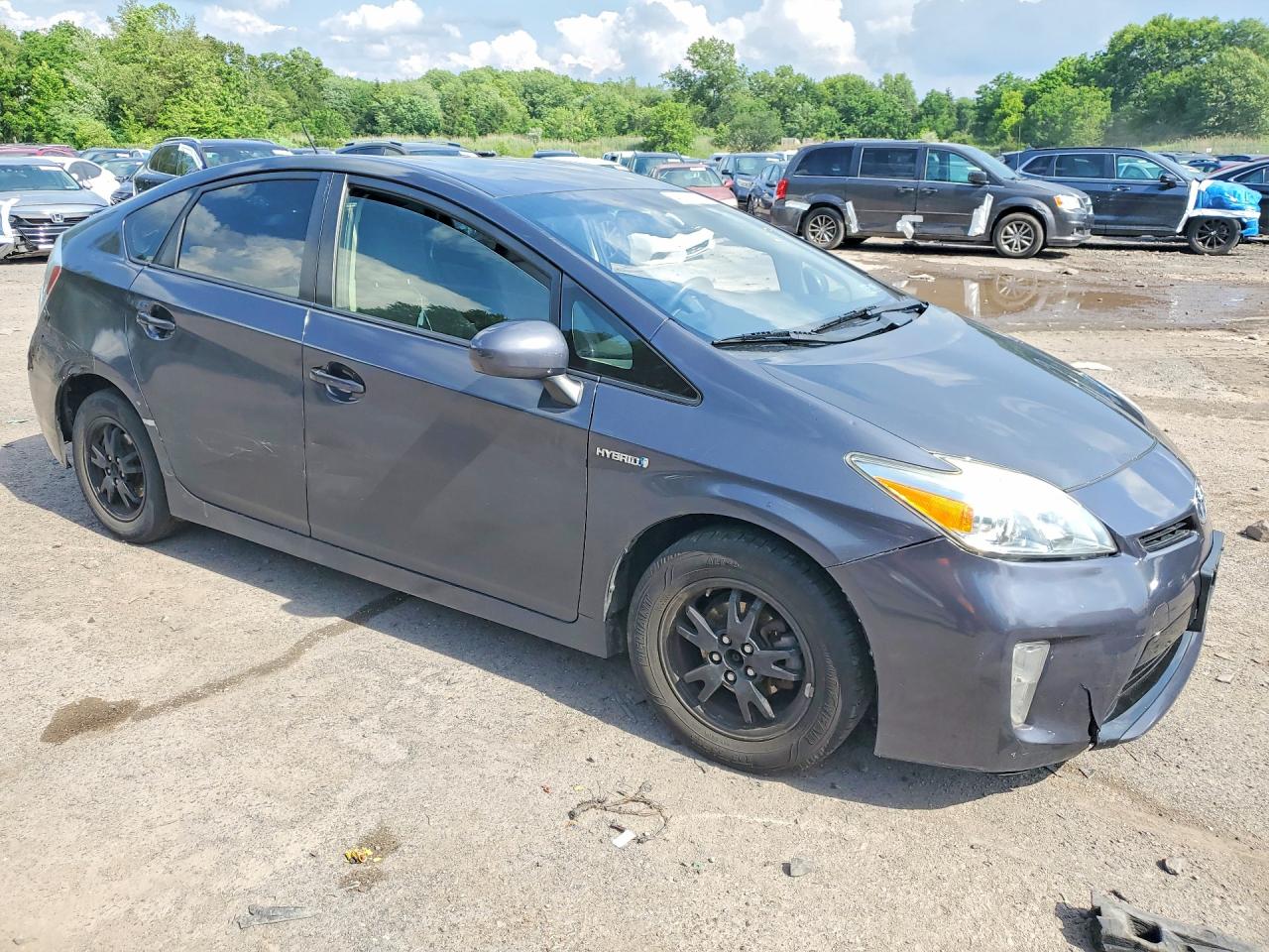 2015 Toyota Prius Three Gray vin: JTDKN3DU6F0424588