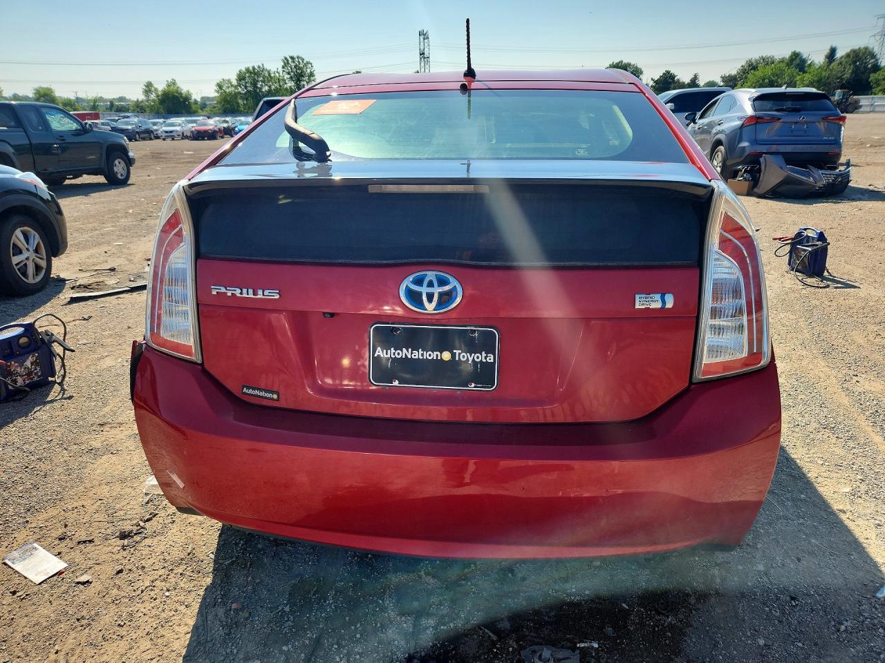 2015 Toyota Prius Two Red vin: JTDKN3DU6F0425496