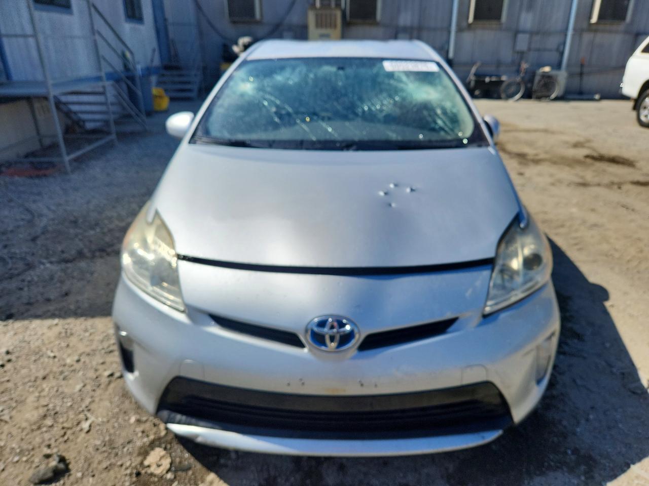 2015 Toyota Prius Two Silver vin: JTDKN3DU6F0438586