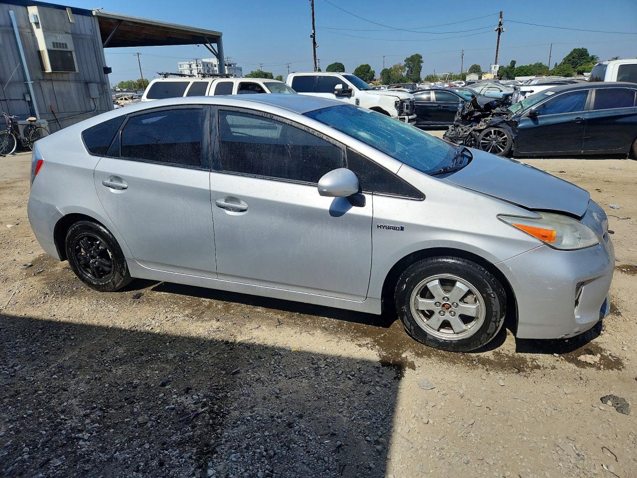 2015 Toyota Prius Two Silver vin: JTDKN3DU6F0438586