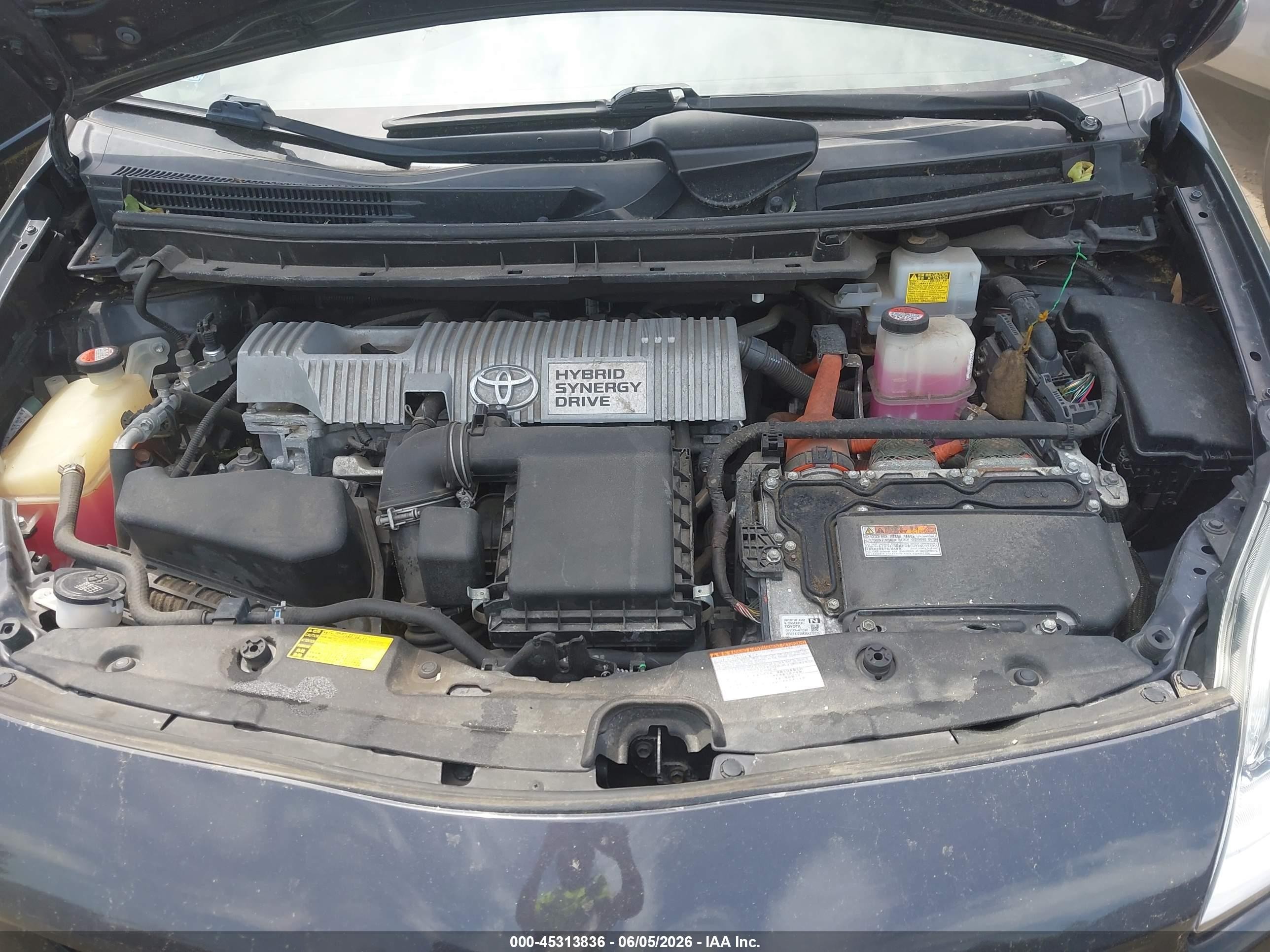 2015 Toyota Prius Two Gray vin: JTDKN3DU6F0439818