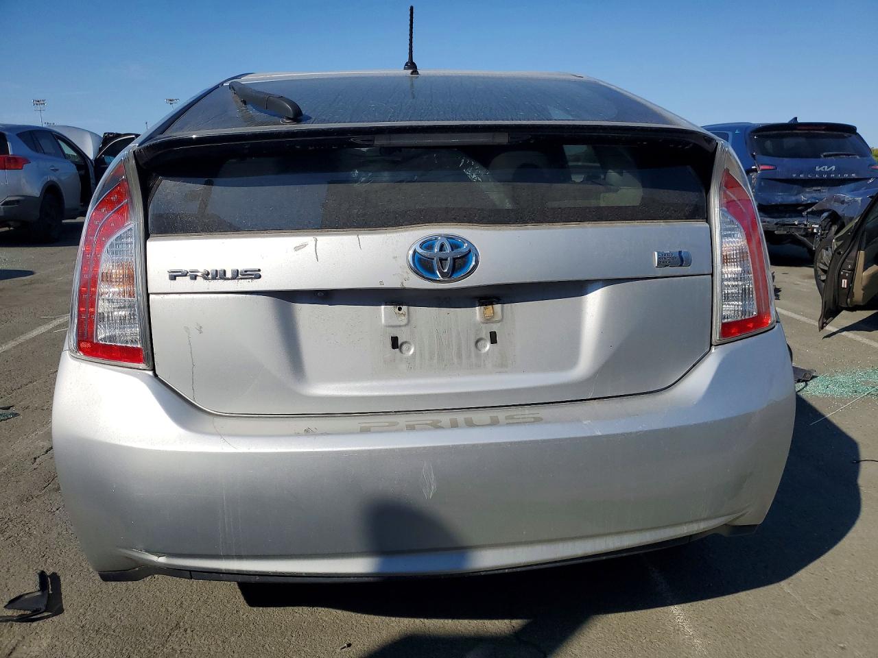 2015 Toyota Prius Two Silver vin: JTDKN3DU6F0465447