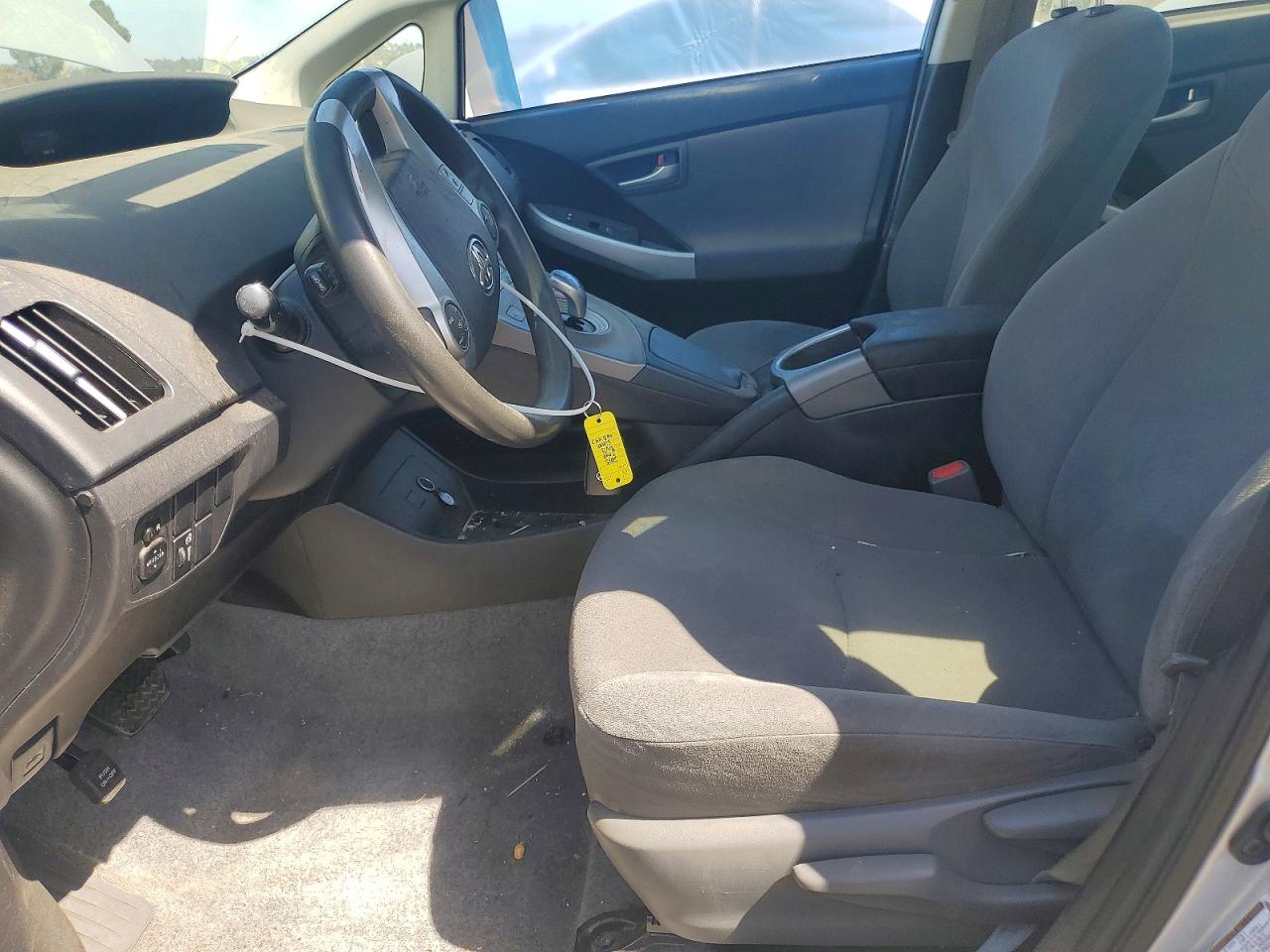 2015 Toyota Prius Two Silver vin: JTDKN3DU6F0465447