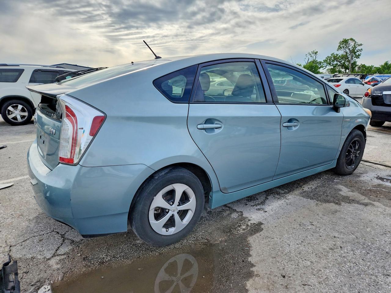 2015 Toyota Prius Two Teal vin: JTDKN3DU6F1874669