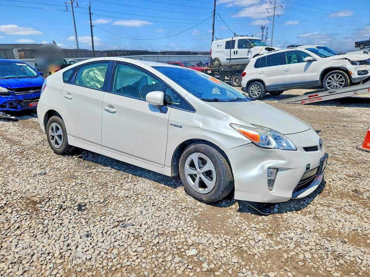 2015 Toyota Prius Three White vin: JTDKN3DU6F1889415